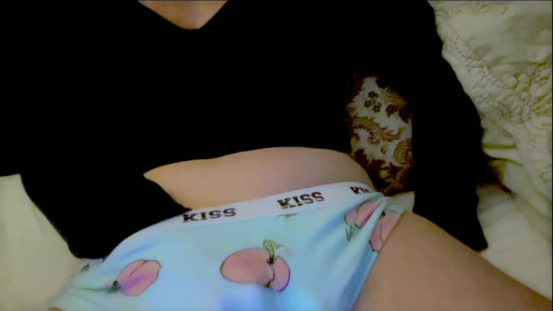 Gallery image thumbnail from Xonakitaxo's myfreecams stream on, 06/29/2025, 10:32 image 12 of 20