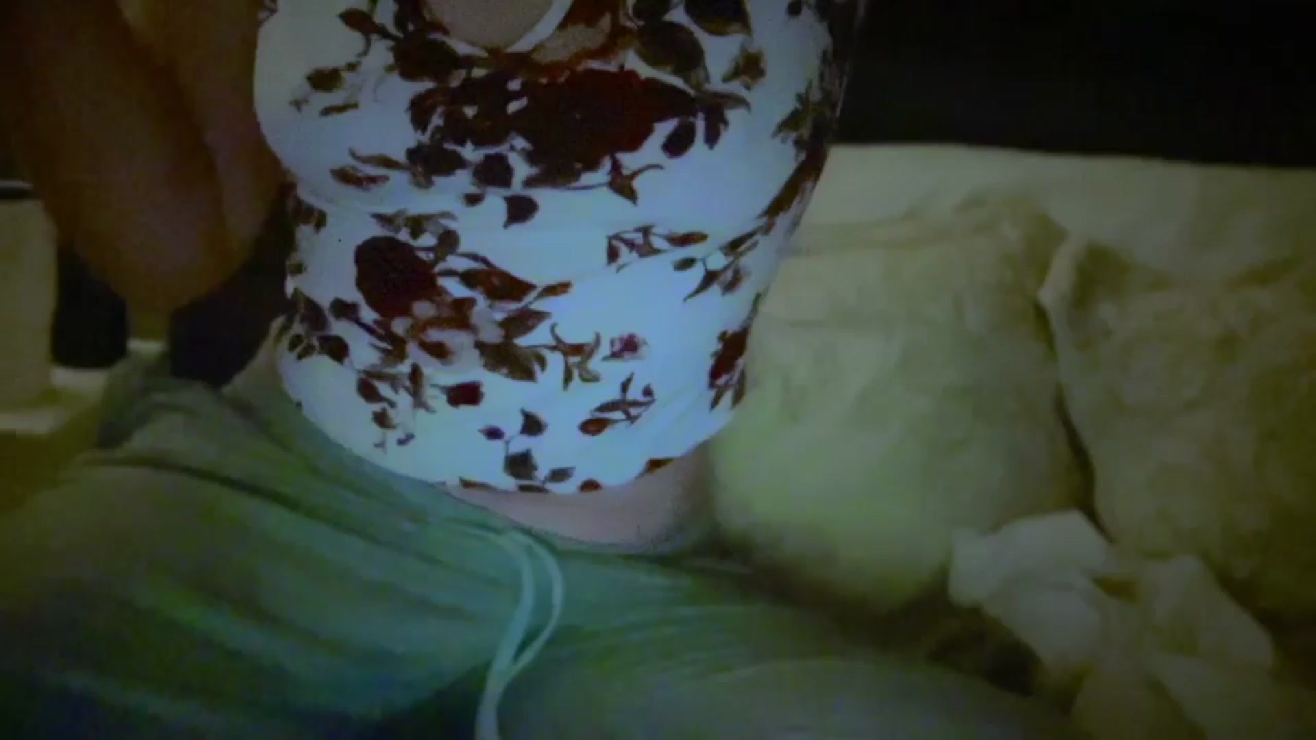 Gallery image thumbnail from Xonakitaxo's myfreecams stream on, 08/30/2025, 08:41 image 7 of 20