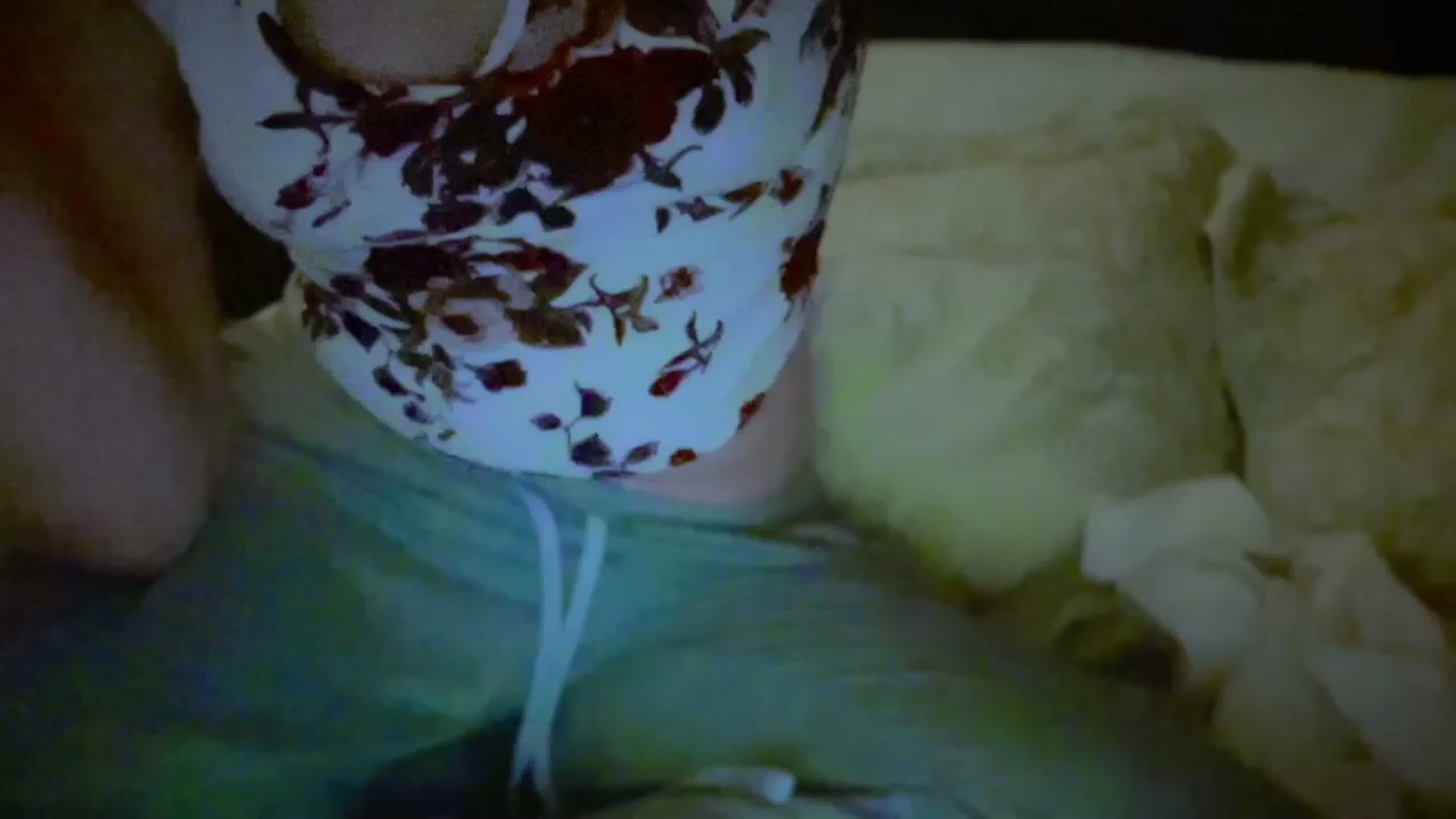 Gallery image thumbnail from Xonakitaxo's myfreecams stream on, 08/30/2025, 09:14 image 4 of 20