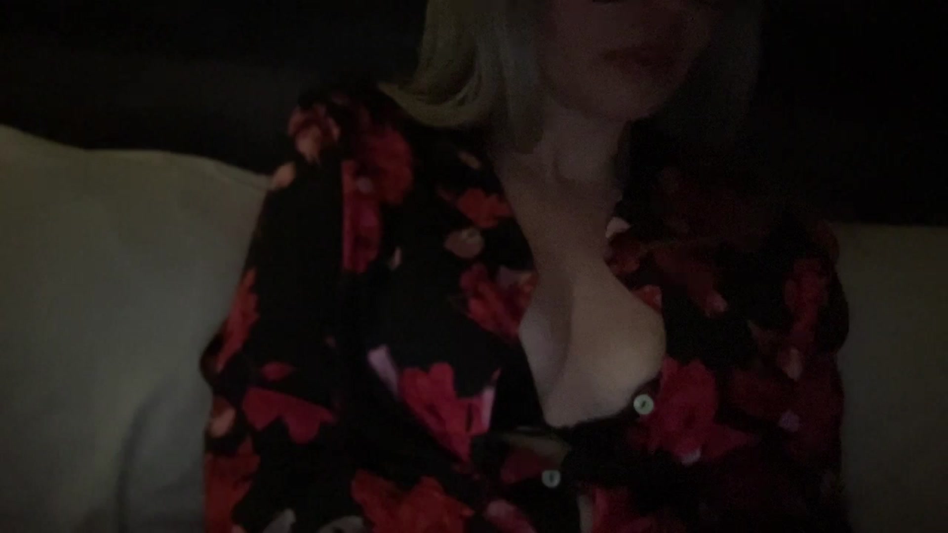 Gallery image thumbnail from Xonakitaxo's myfreecams stream on, 02/07/2026, 06:47 image 19 of 20