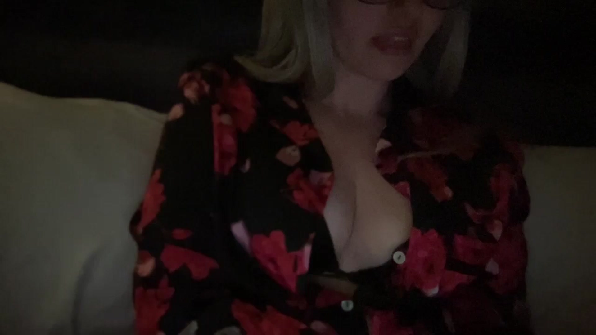 Gallery image thumbnail from Xonakitaxo's myfreecams stream on, 02/07/2026, 06:47 image 10 of 20