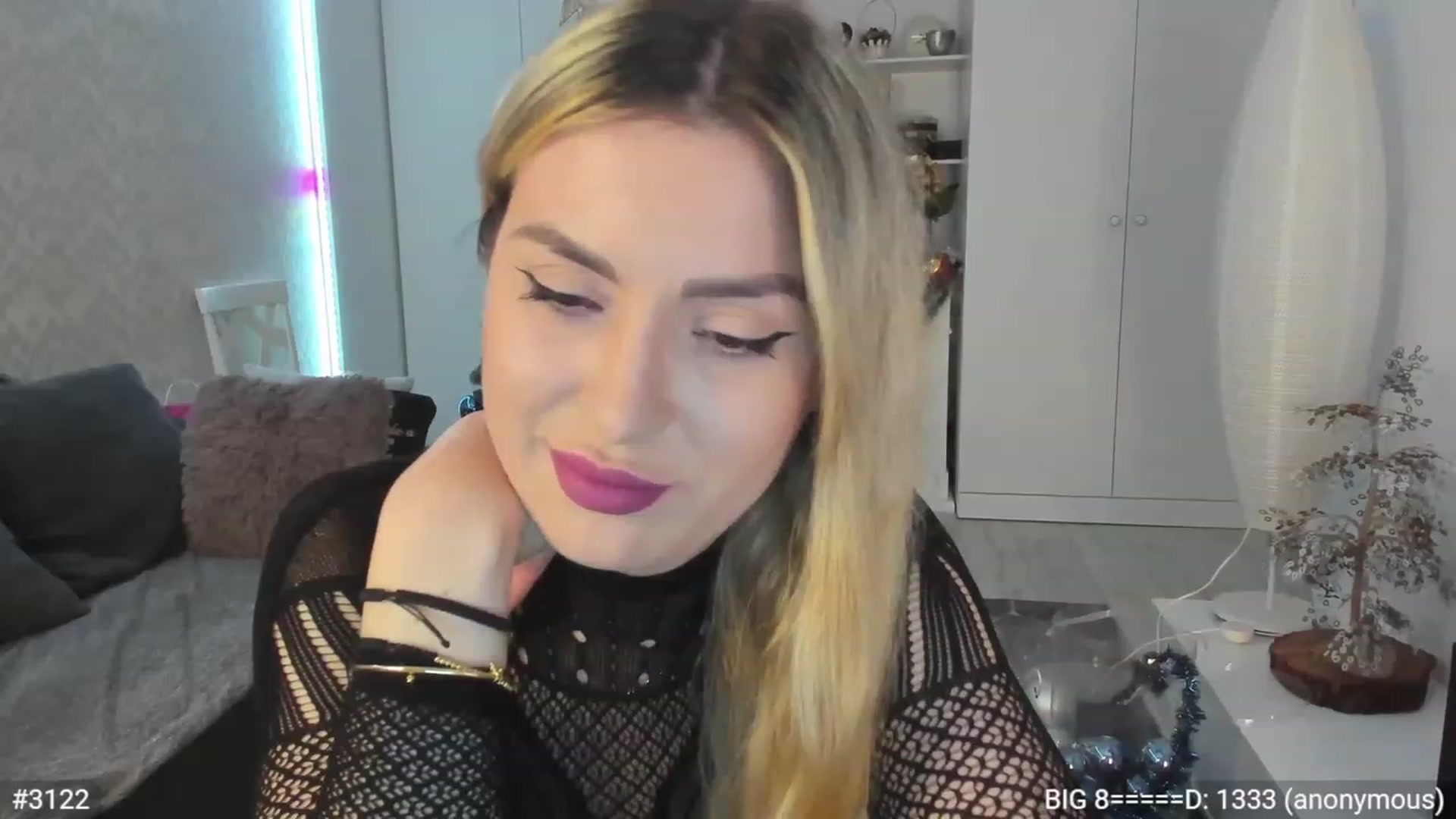 Gallery image thumbnail from Xonita4Tigre's myfreecams stream on, 12/13/2022, 01:53 image 6 of 20
