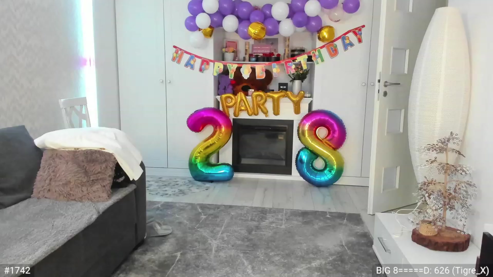 Gallery image thumbnail from Xonnie's myfreecams stream on, 01/28/2023, 02:03 image 3 of 20