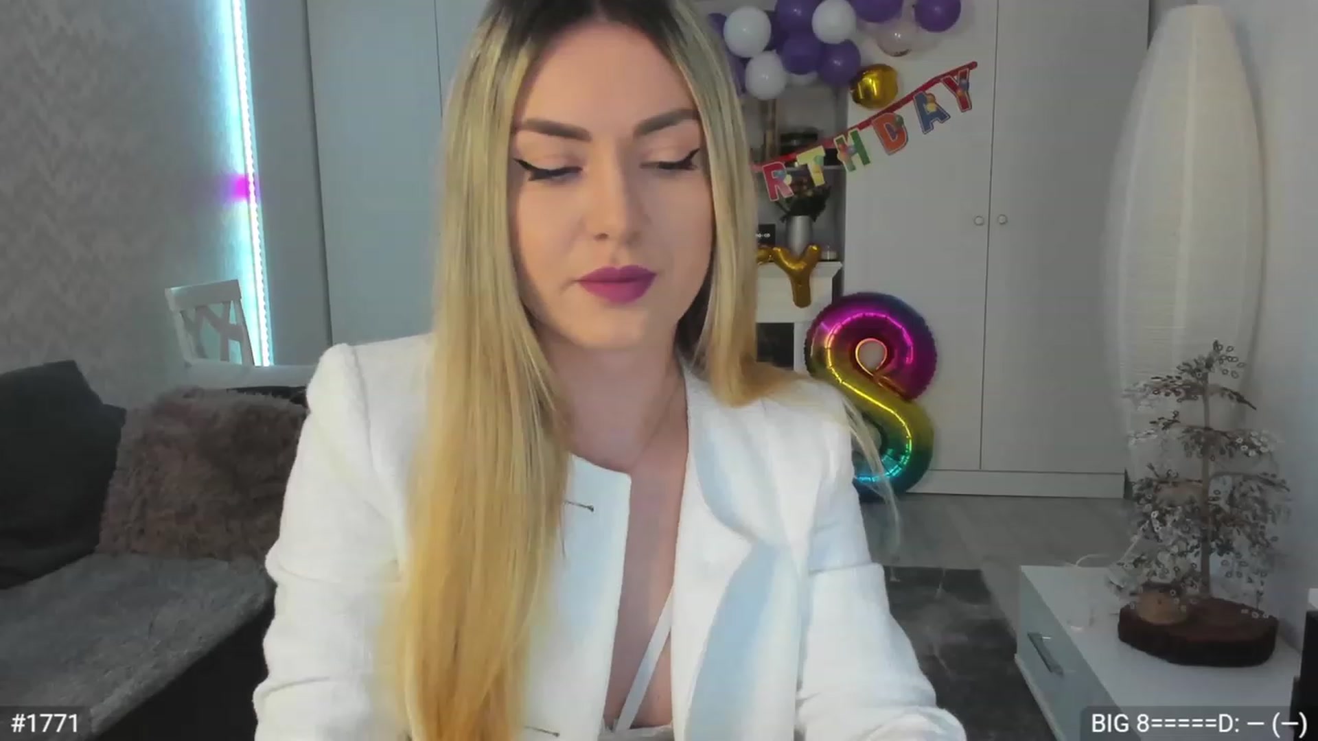 Gallery image thumbnail from Xonnie's myfreecams stream on, 01/28/2023, 02:03 image 1 of 20
