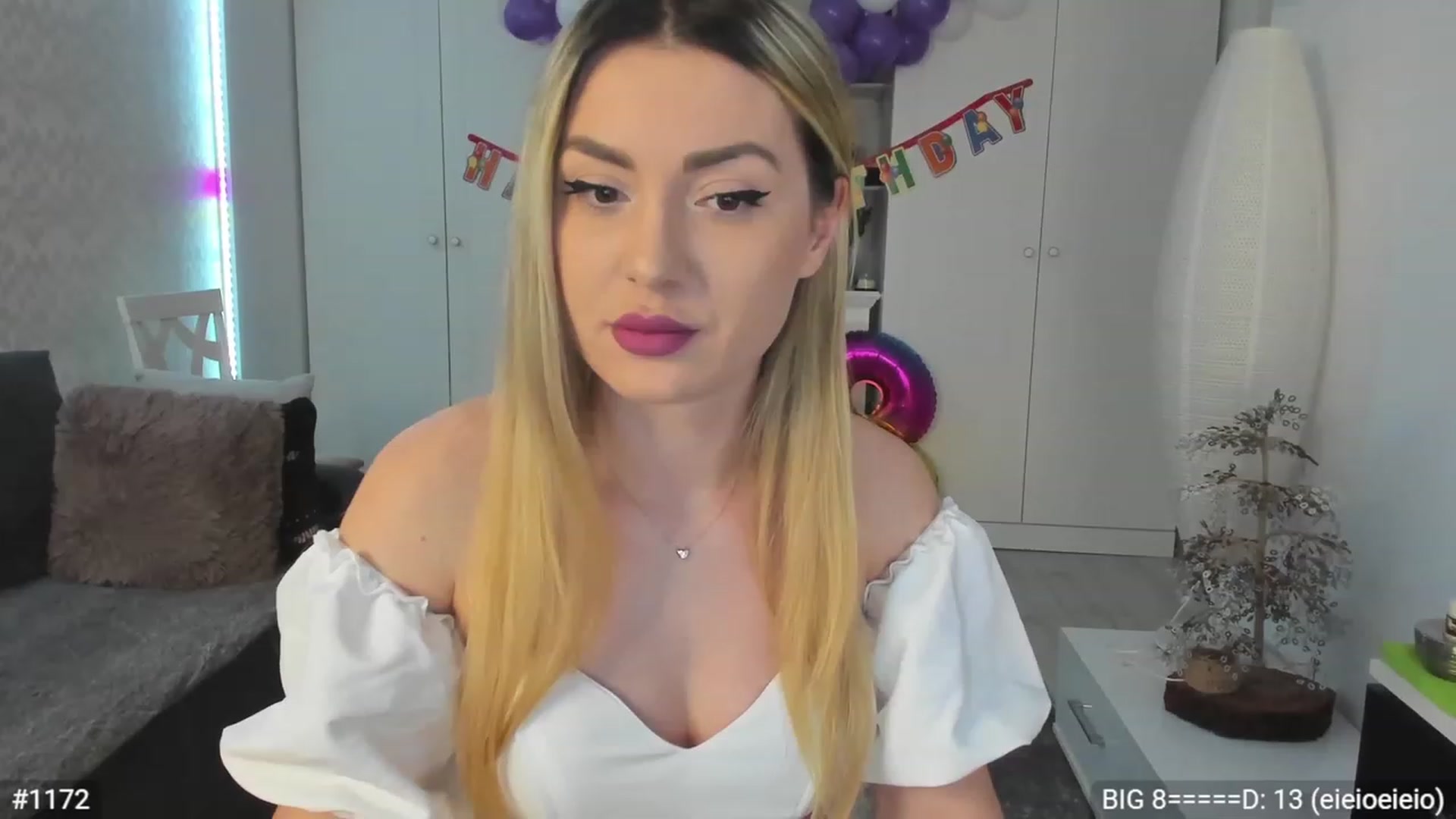 Gallery image thumbnail from Xonnie's myfreecams stream on, 01/28/2023, 22:36 image 1 of 20