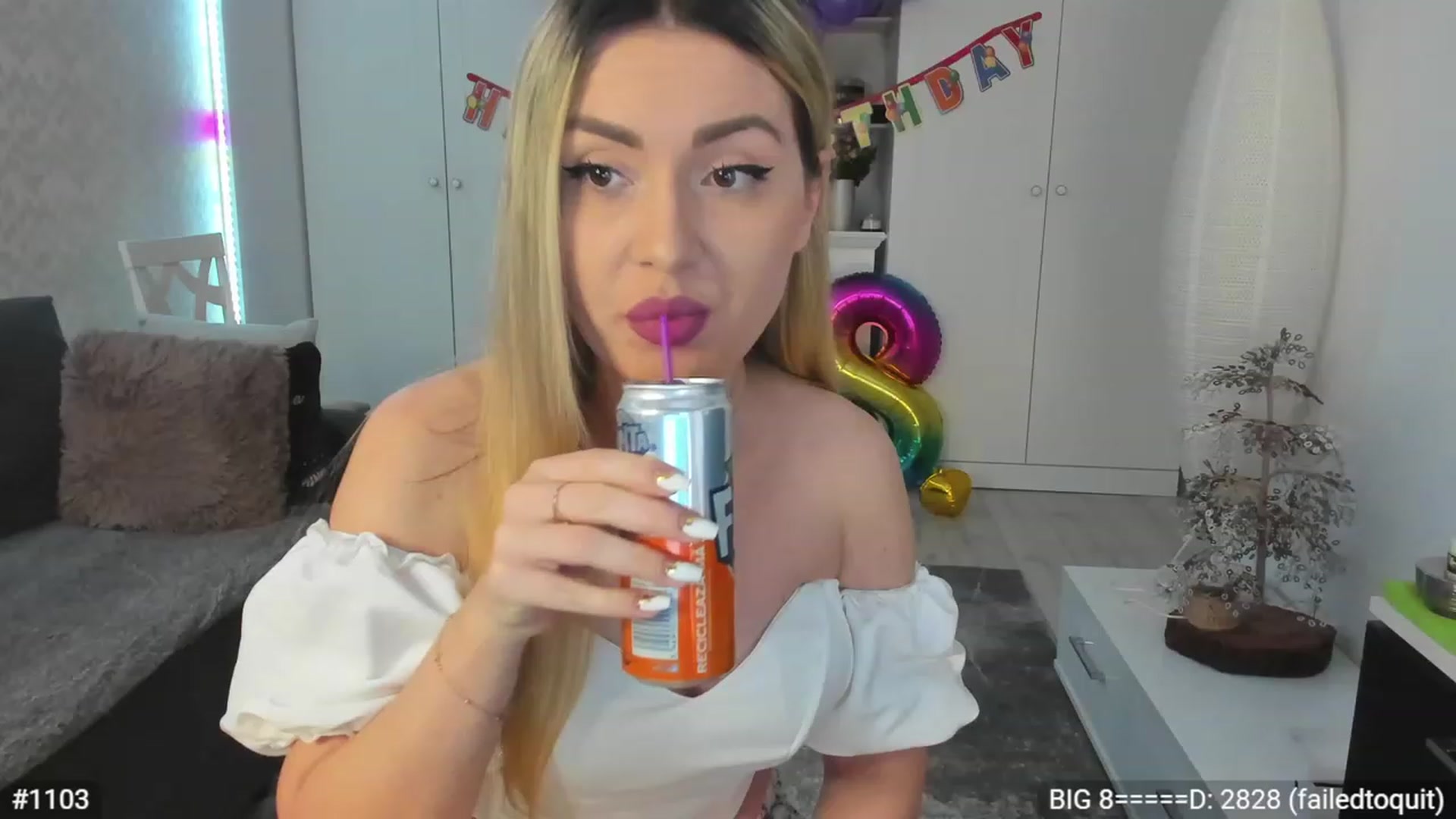 Gallery image thumbnail from Xonnie's myfreecams stream on, 01/28/2023, 22:36 image 16 of 20