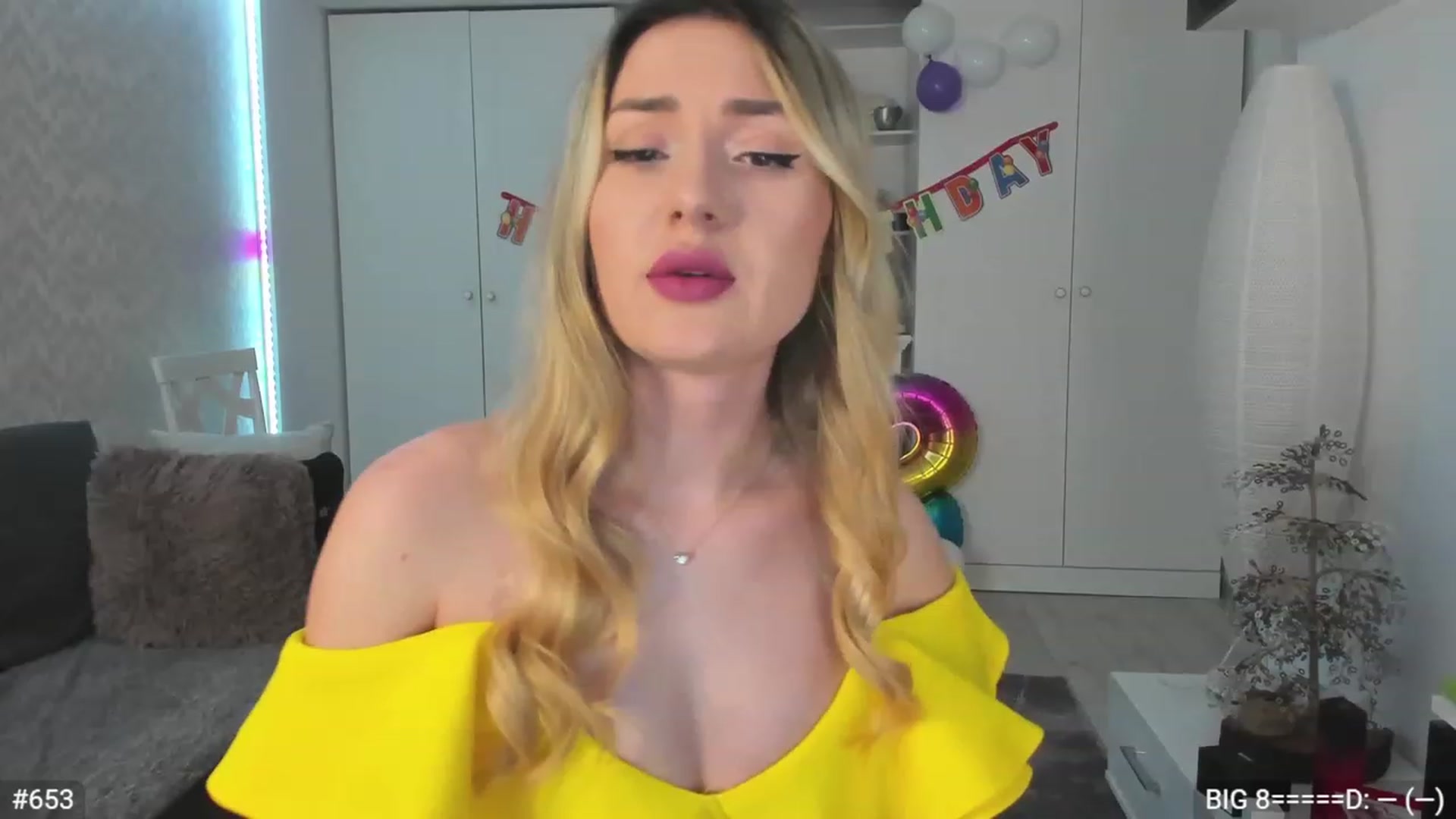 Gallery image thumbnail from Xonnie's myfreecams stream on, 01/30/2023, 22:32 image 14 of 20