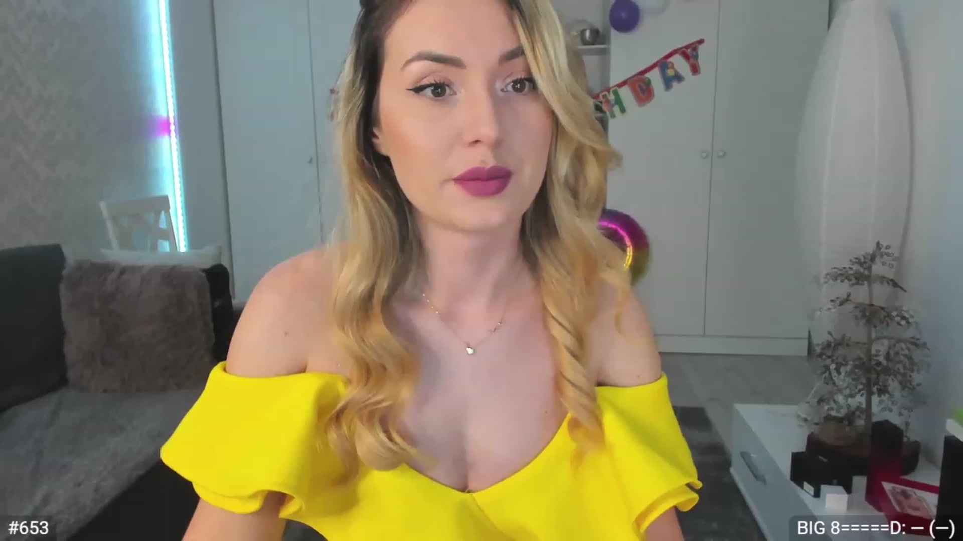 Gallery image thumbnail from Xonnie's myfreecams stream on, 01/30/2023, 22:32 image 7 of 20