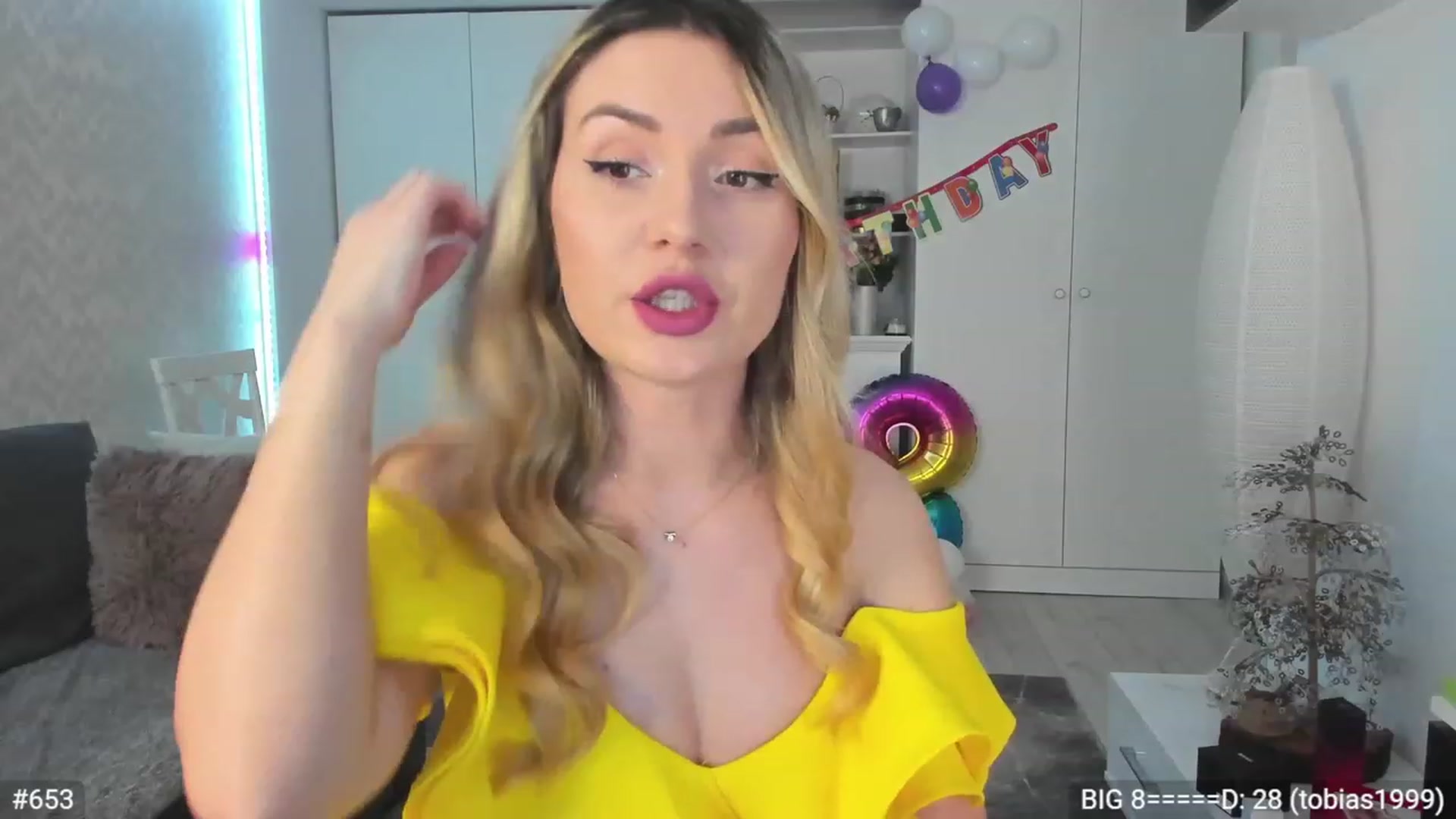 Gallery image thumbnail from Xonnie's myfreecams stream on, 01/30/2023, 22:32 image 17 of 20