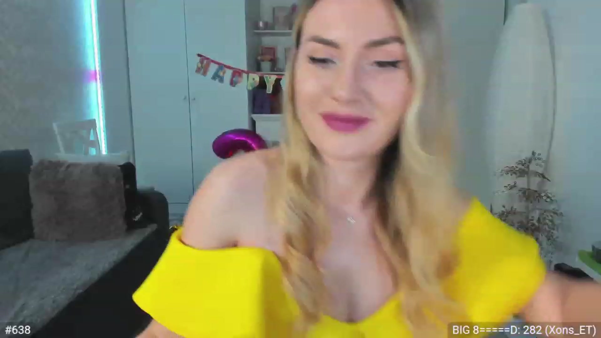 Gallery image thumbnail from Xonnie's myfreecams stream on, 01/31/2023, 24:06 image 17 of 20