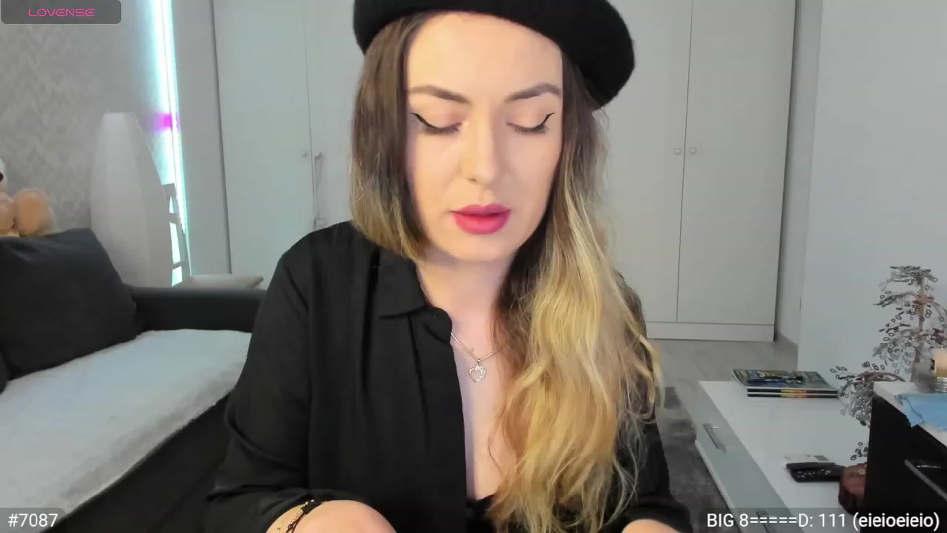 Gallery image thumbnail from Xonnie's myfreecams stream on, 01/26/2024, 23:17 image 6 of 20