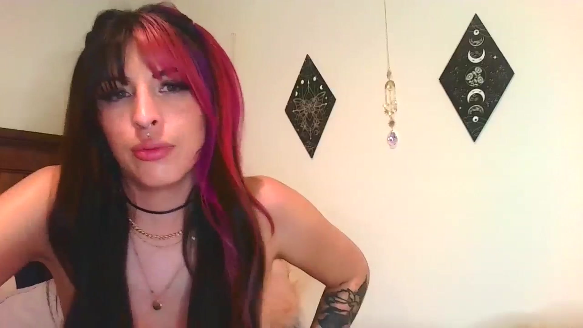 Gallery image thumbnail from XoxoAudrey's myfreecams stream on, 09/27/2023, 08:50 image 6 of 20