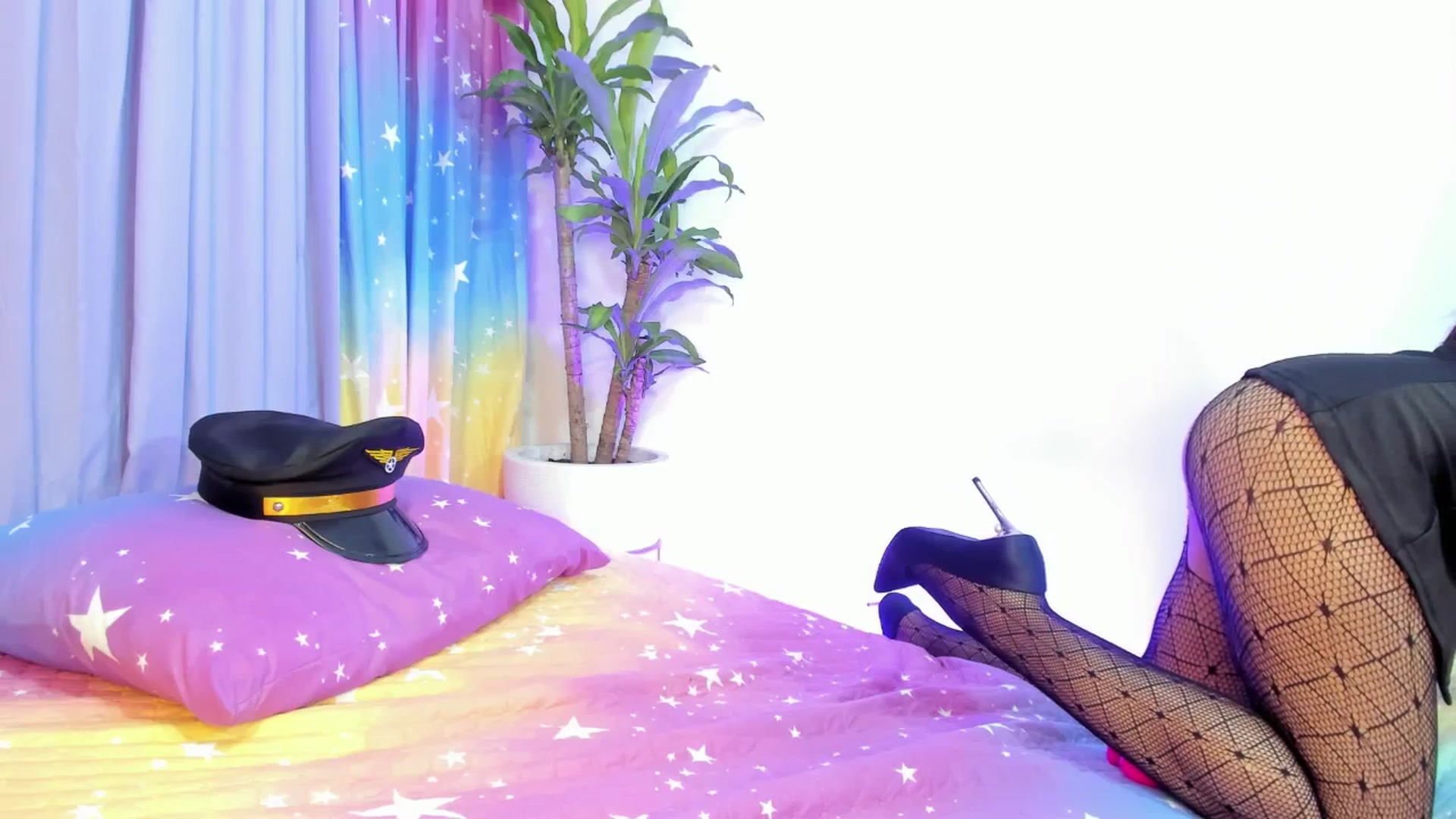 Gallery image thumbnail from Xoxo_danna's myfreecams stream on, 08/01/2025, 15:15 image 4 of 20