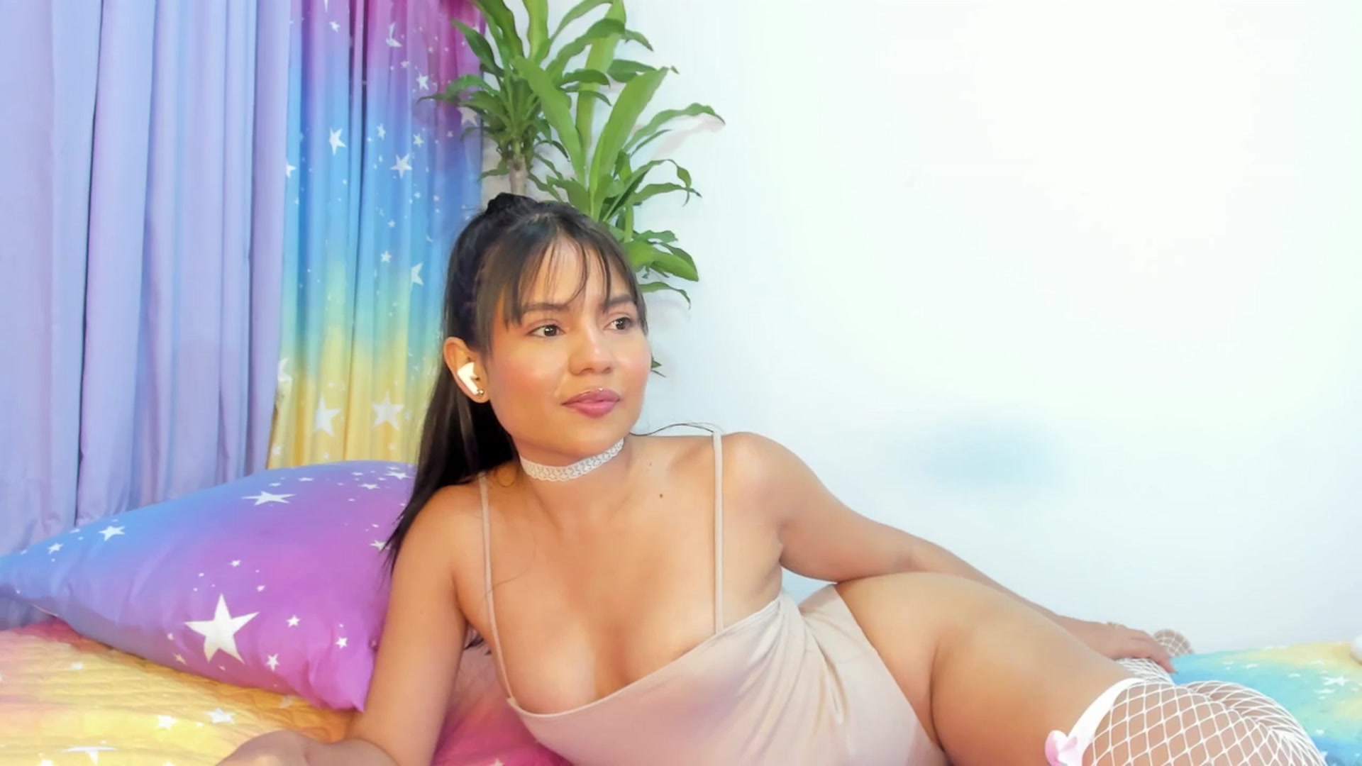 Gallery image thumbnail from Xoxo_danna's myfreecams stream on, 08/05/2025, 12:20 image 10 of 20