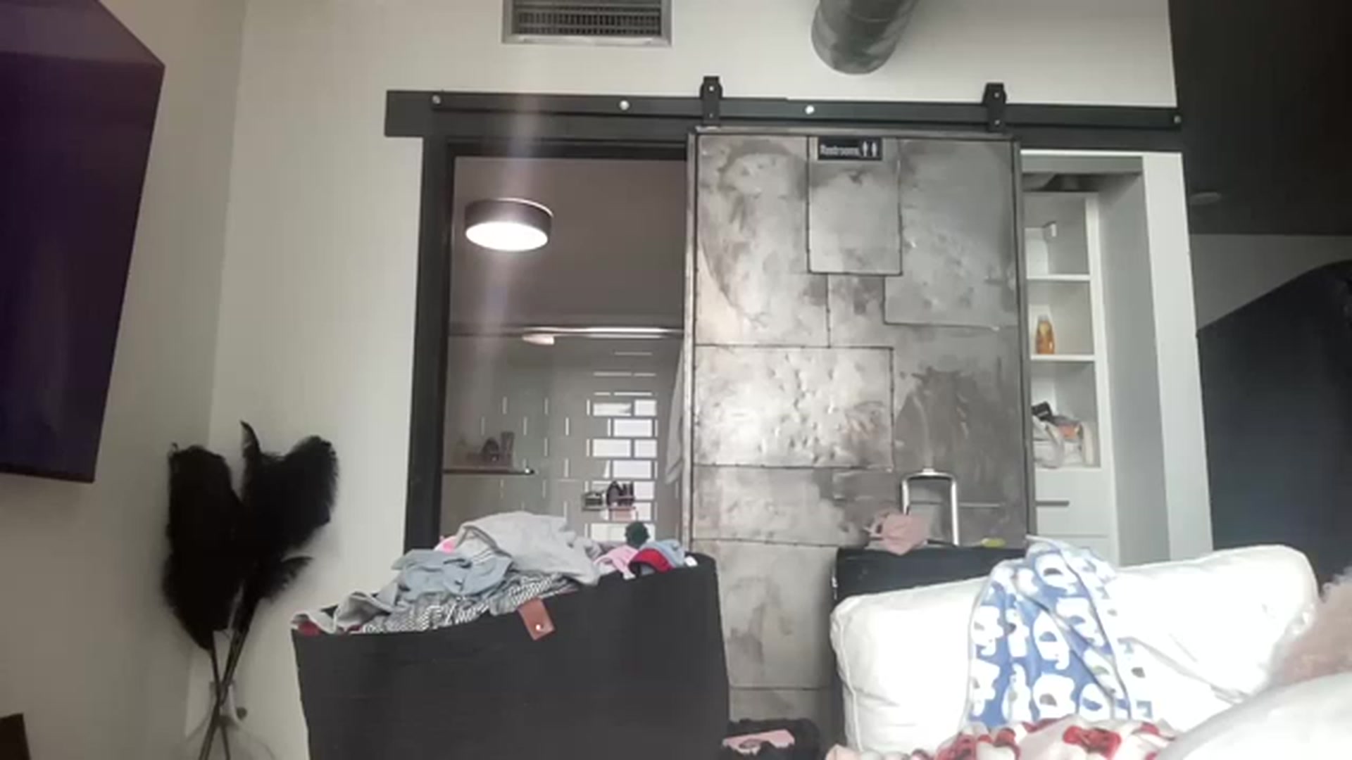 Gallery image thumbnail from Xoxoelaina's myfreecams stream on, 02/05/2023, 20:10 image 8 of 20