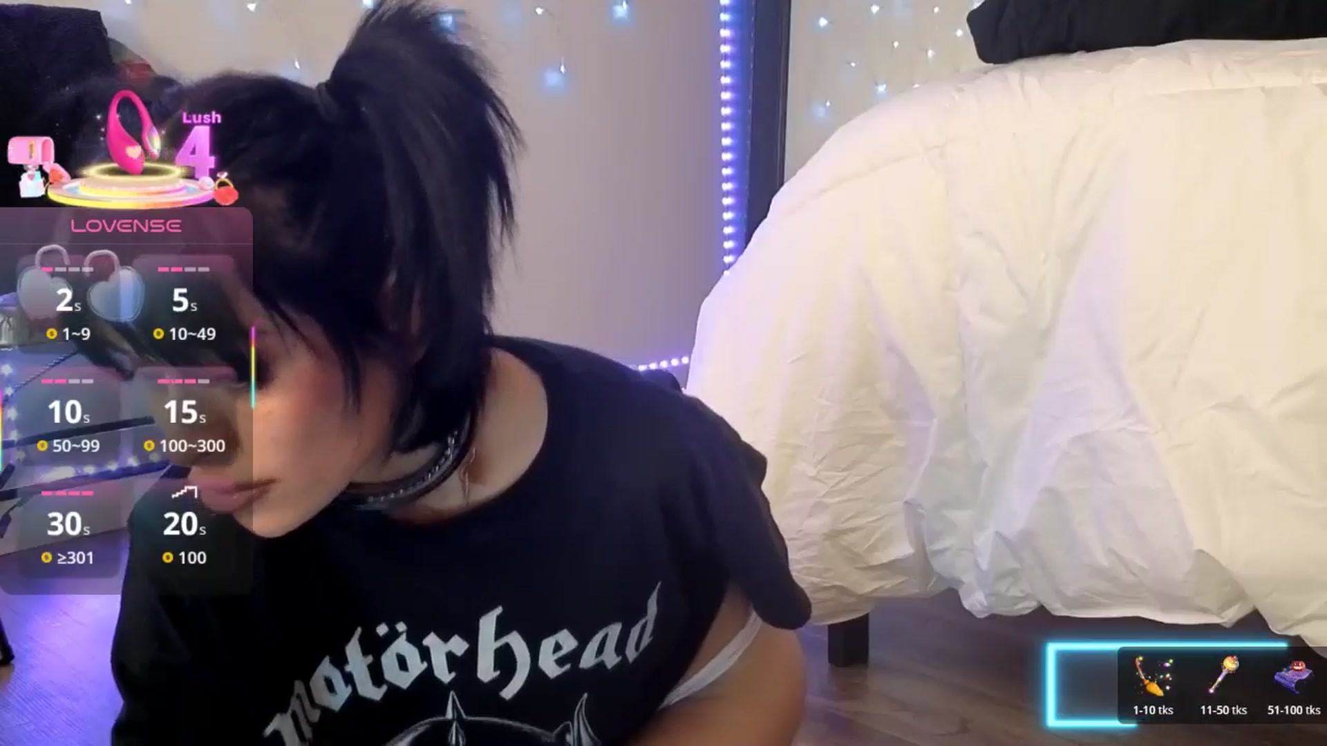 Gallery image thumbnail from Xreya's myfreecams stream on, 12/07/2025, 20:22 image 10 of 20