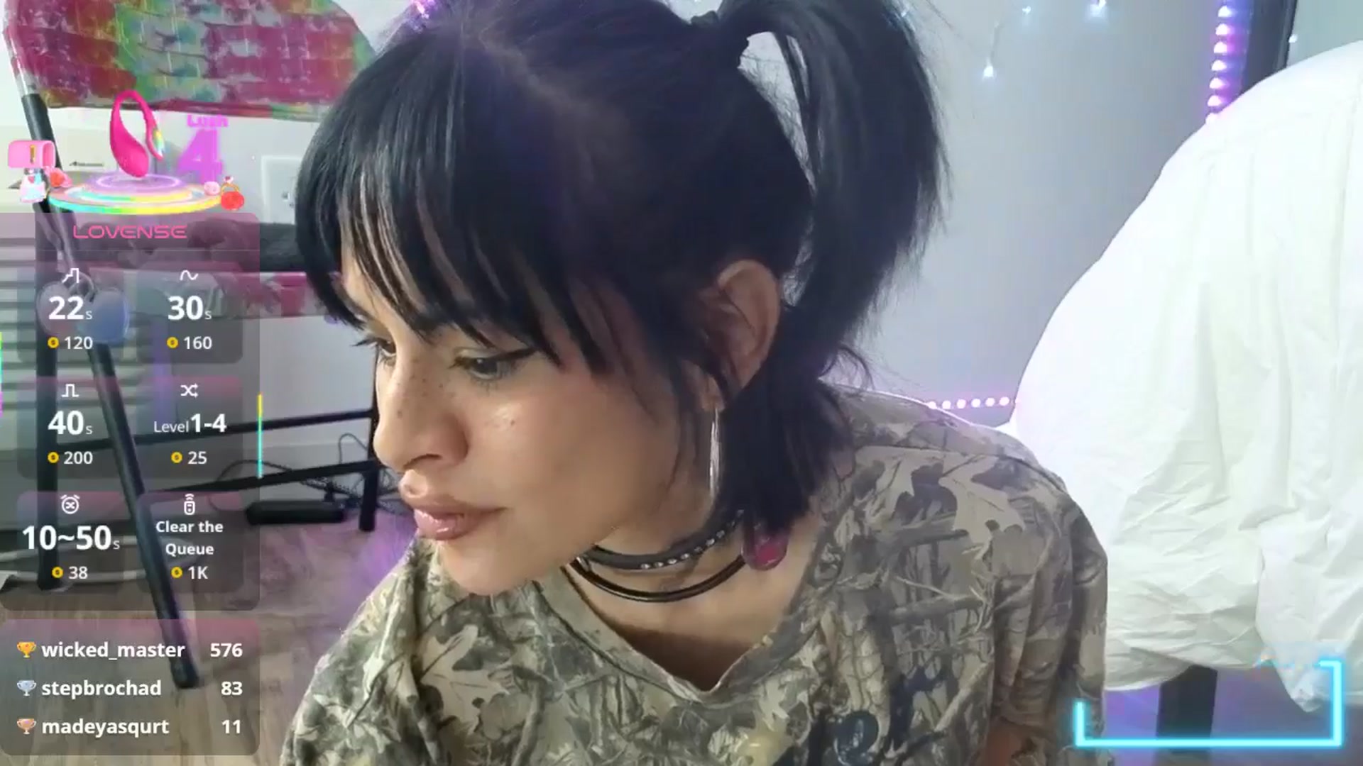 Gallery image thumbnail from Xreya's myfreecams stream on, 12/08/2025, 21:04 image 5 of 20