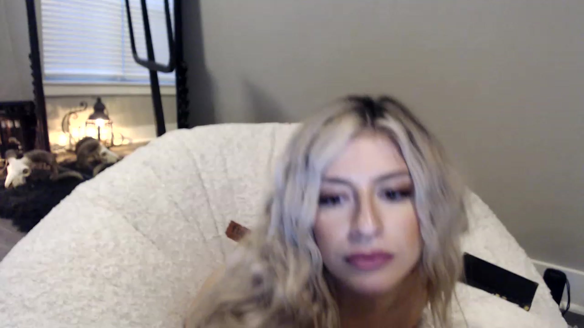 Gallery image thumbnail from XxRoseKitty's myfreecams stream on, 12/03/2022, 13:30 image 7 of 20