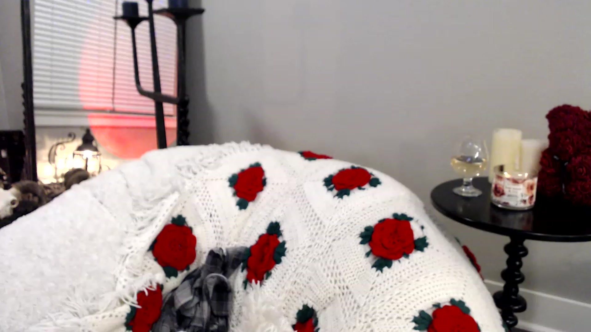 Gallery image thumbnail from XxRoseKitty's myfreecams stream on, 12/05/2022, 09:20 image 20 of 20