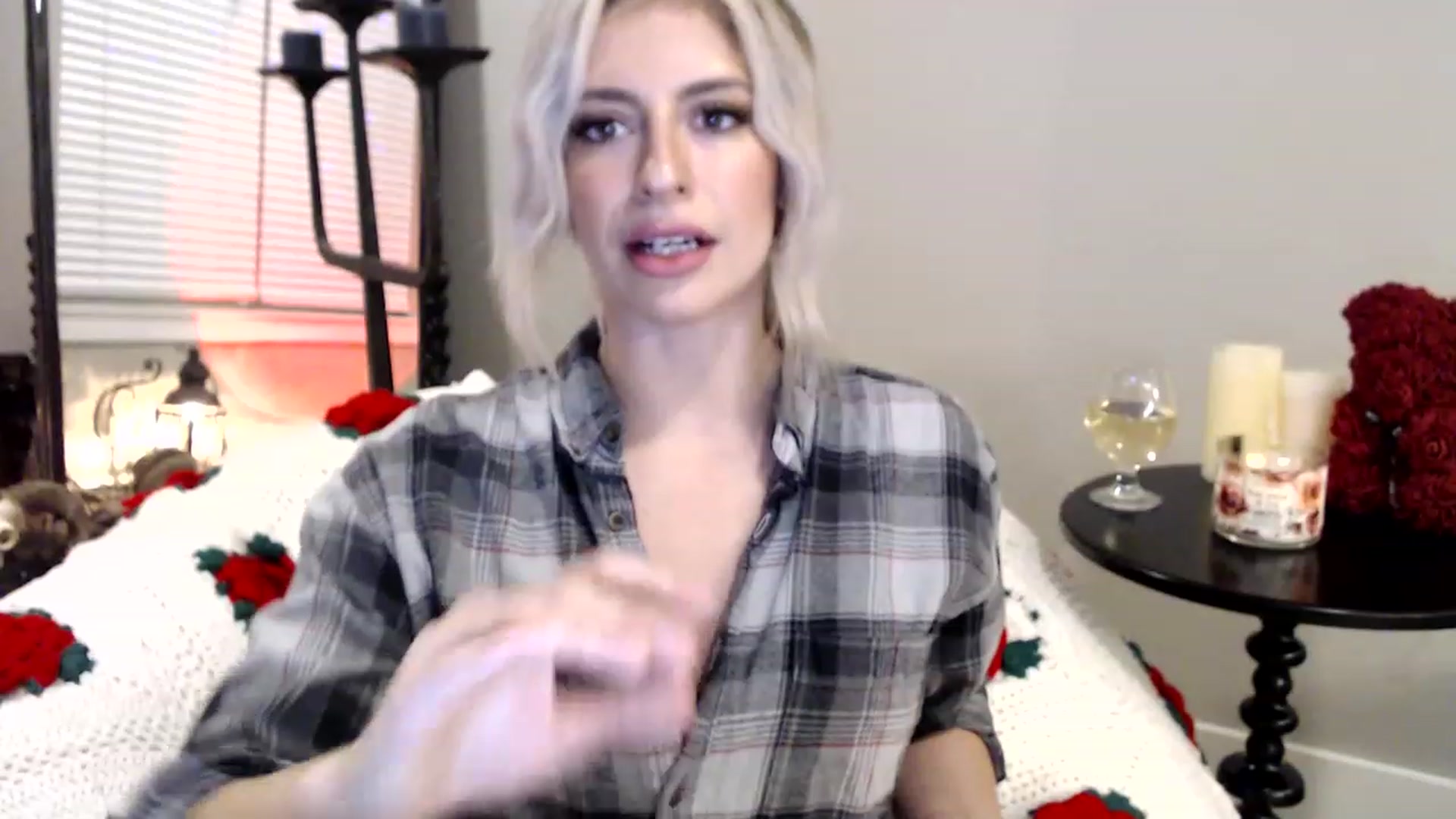 Gallery image thumbnail from XxRoseKitty's myfreecams stream on, 12/05/2022, 09:20 image 8 of 20