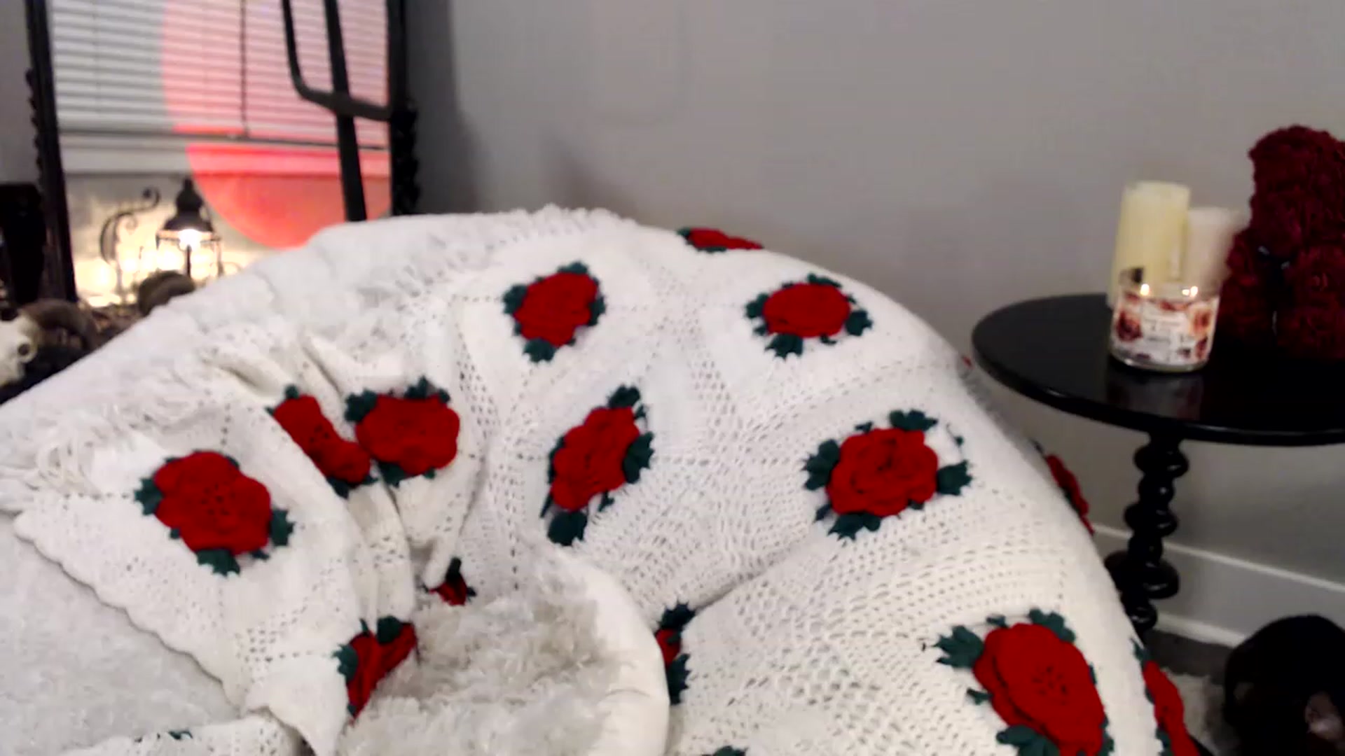 Gallery image thumbnail from XxRoseKitty's myfreecams stream on, 12/05/2022, 10:21 image 8 of 20