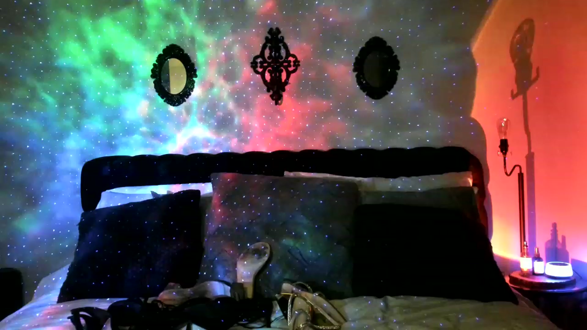 Gallery image thumbnail from XxRoseKitty's myfreecams stream on, 12/18/2022, 08:41 image 7 of 20
