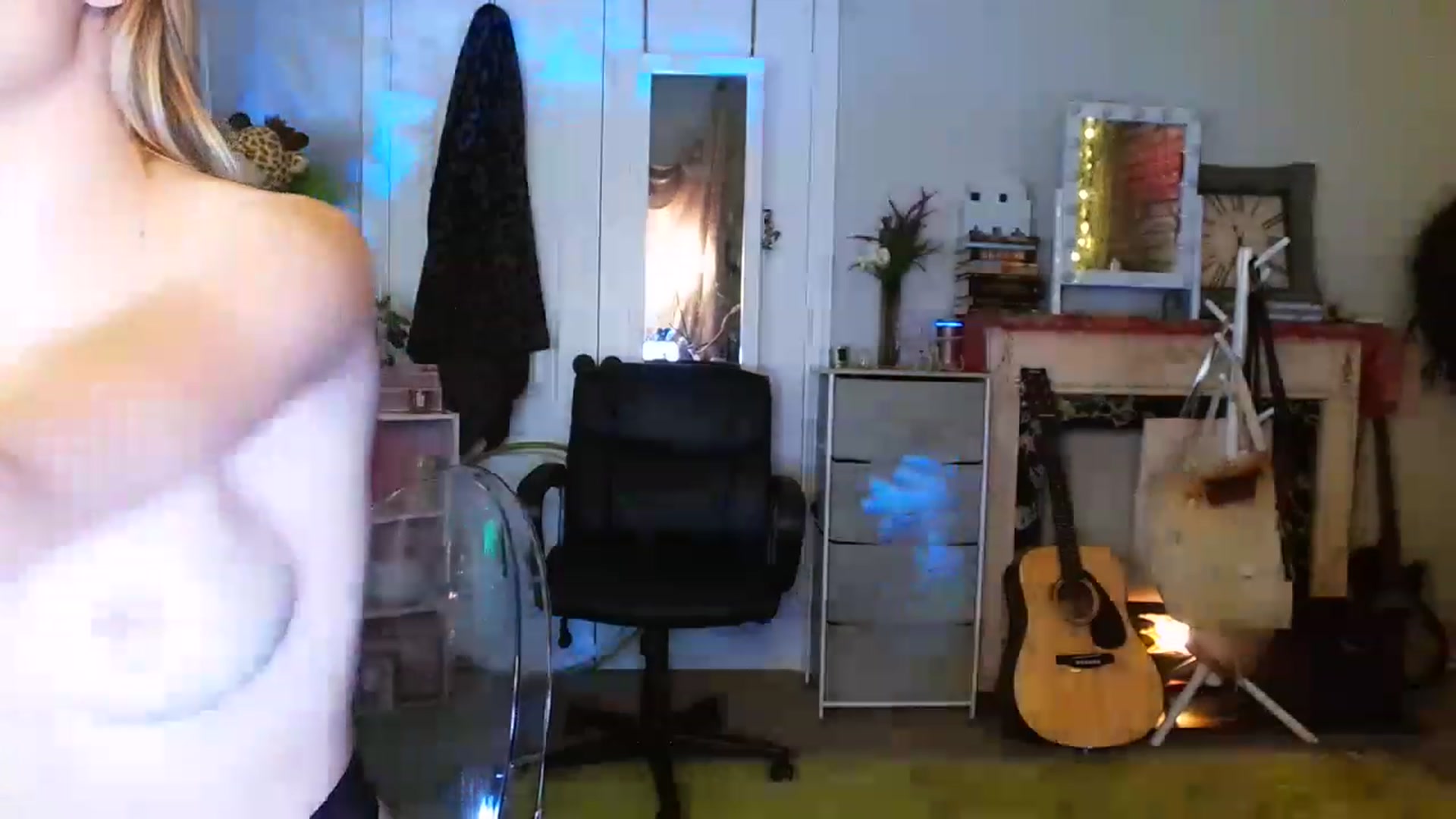 Gallery image thumbnail from XxRoseKitty's myfreecams stream on, 01/04/2023, 05:47 image 19 of 20
