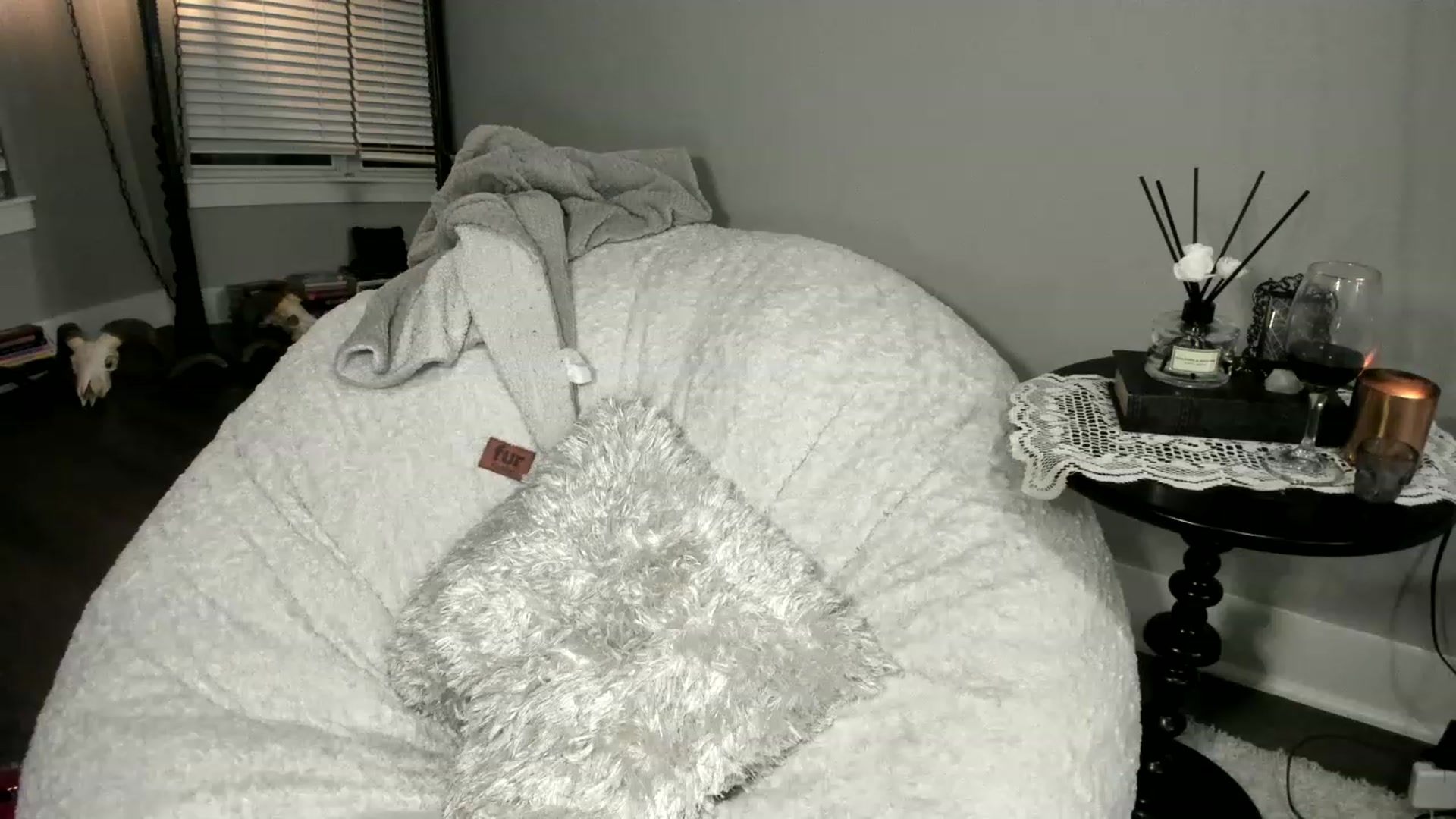 Gallery image thumbnail from XxRoseKitty's myfreecams stream on, 02/05/2023, 05:15 image 16 of 20