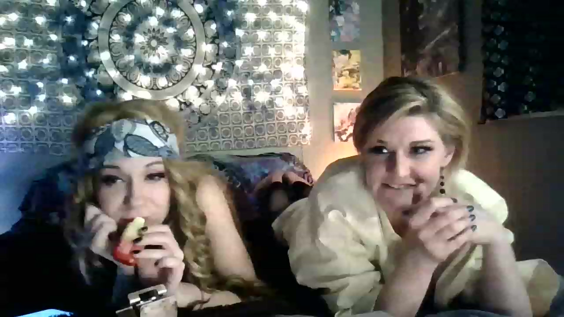 Gallery image thumbnail from XxRubyQxX's myfreecams stream on, 01/04/2023, 11:08 image 12 of 20