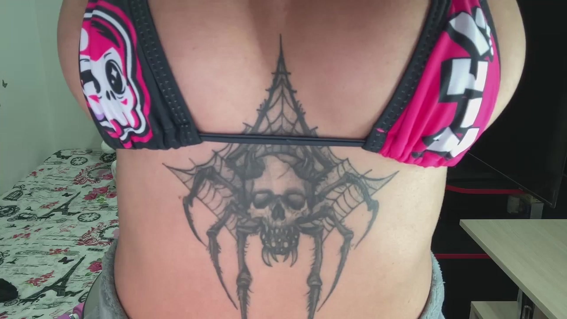 Gallery image thumbnail from XxYUIxX's myfreecams stream on, 10/07/2023, 06:43 image 9 of 20
