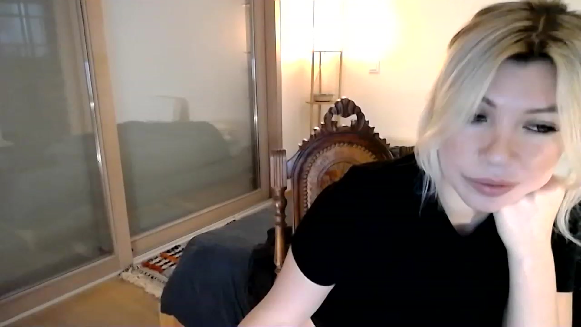 Gallery image thumbnail from Xx_Sandy_xX's myfreecams stream on, 12/23/2022, 20:17 image 19 of 20