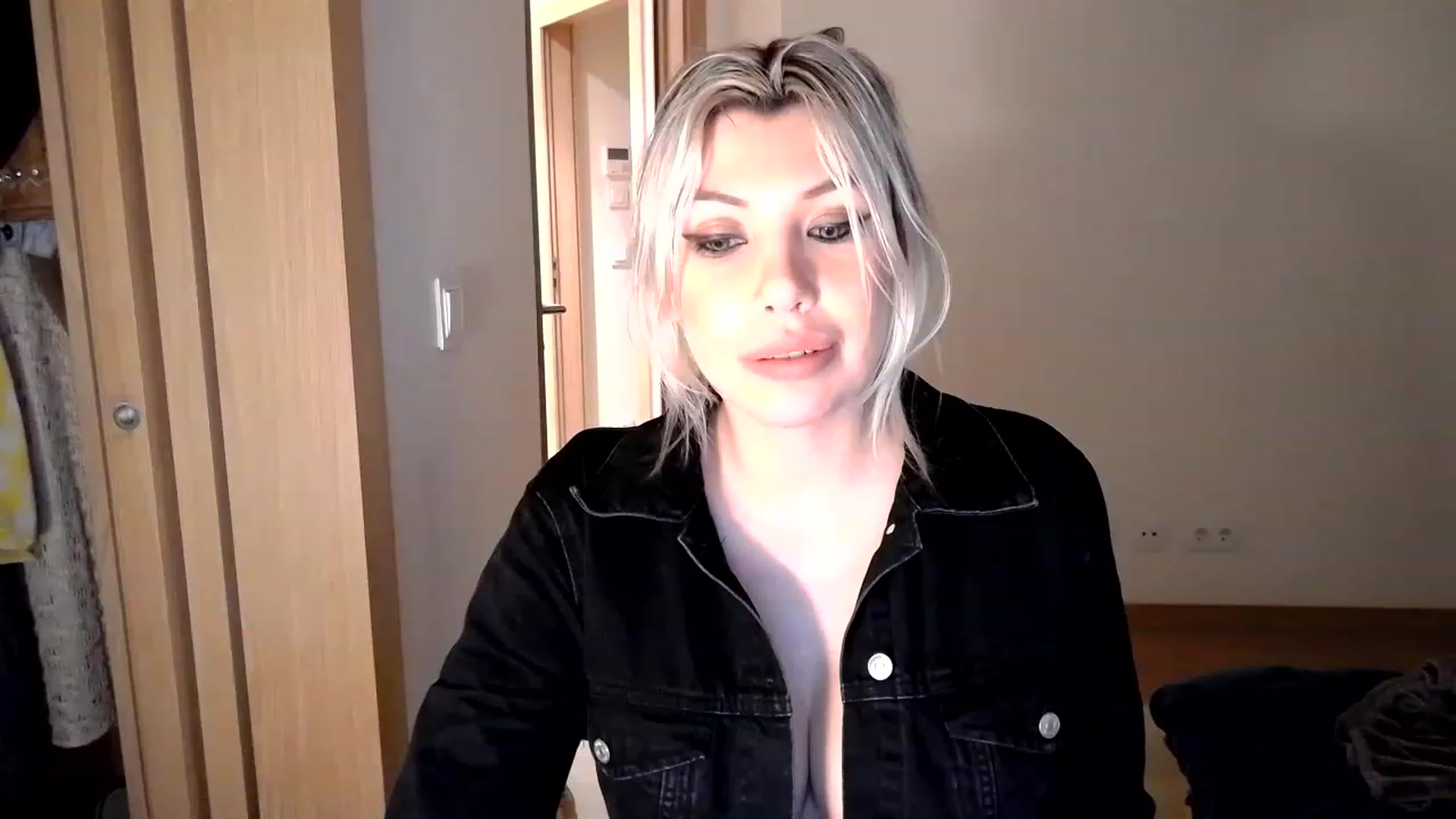 Gallery image thumbnail from Xx_Sandy_xX's myfreecams stream on, 01/21/2023, 21:12 image 20 of 20