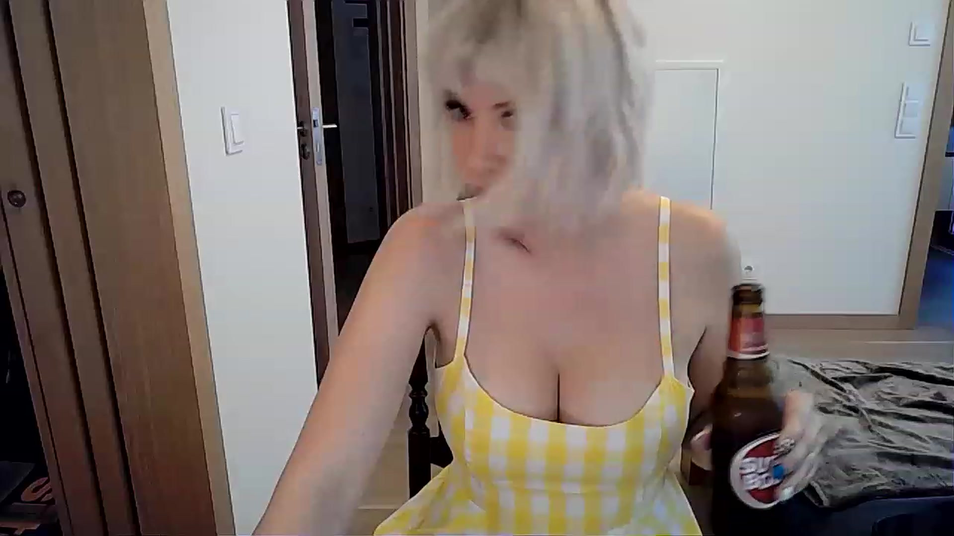 Gallery image thumbnail from Xx_Sandy_xX's myfreecams stream on, 04/18/2023, 15:30 image 20 of 20