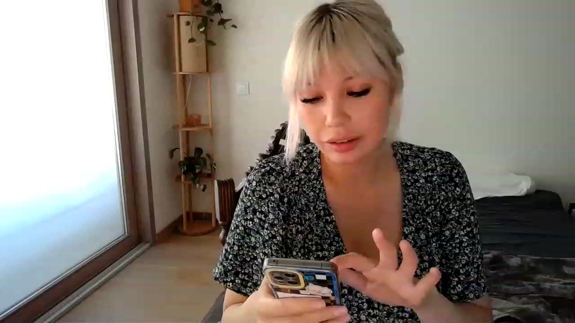 Gallery image thumbnail from Xx_Sandy_xX's myfreecams stream on, 05/27/2023, 16:59 image 17 of 20