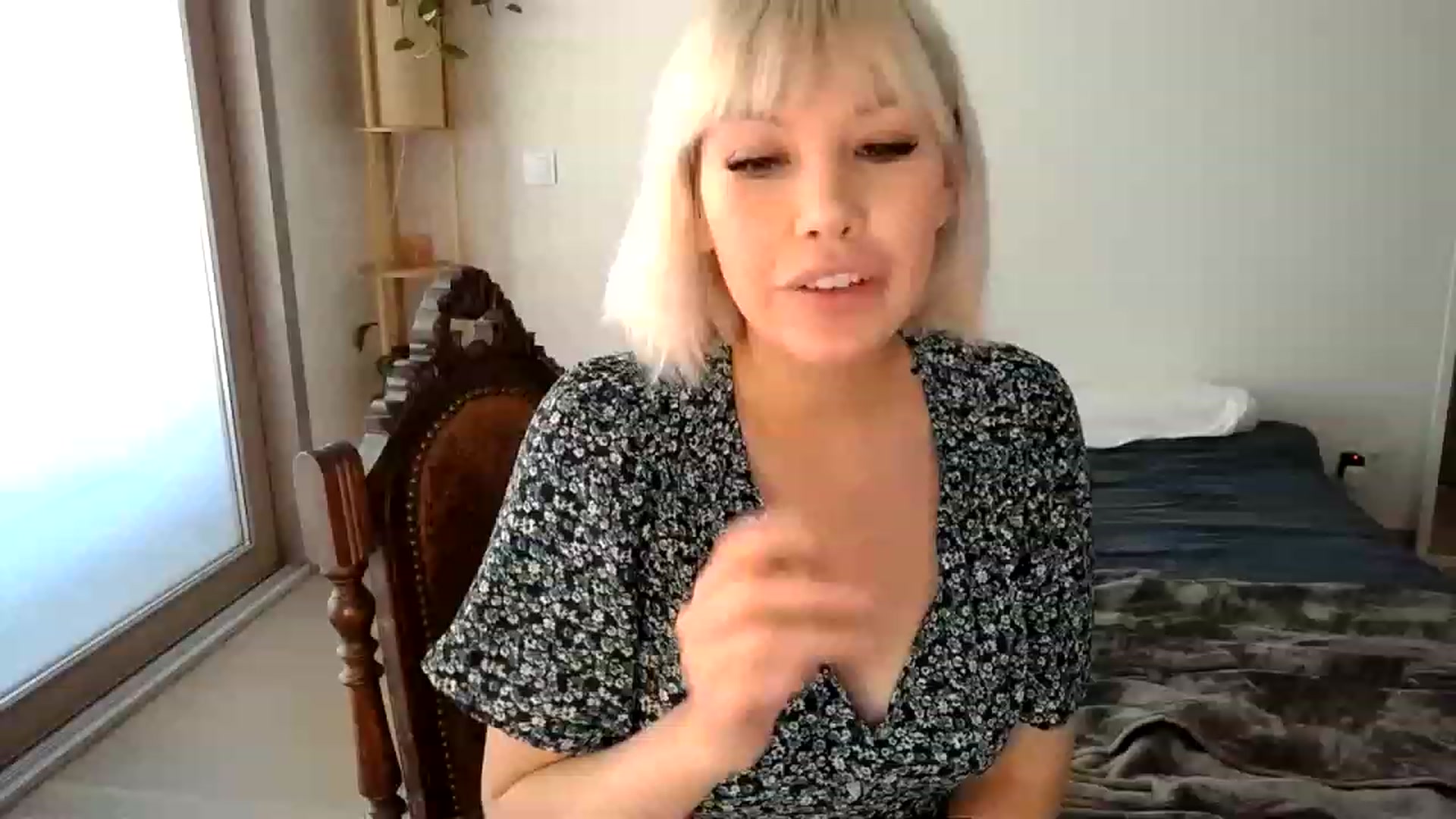 Gallery image thumbnail from Xx_Sandy_xX's myfreecams stream on, 05/27/2023, 16:59 image 4 of 20
