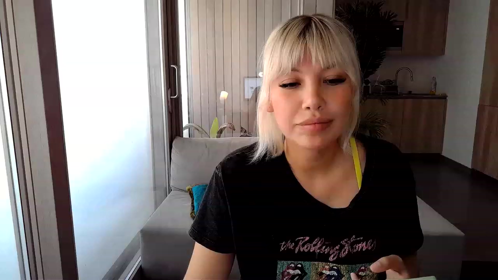 Gallery image thumbnail from Xx_Sandy_xX's myfreecams stream on, 08/07/2023, 15:00 image 6 of 20