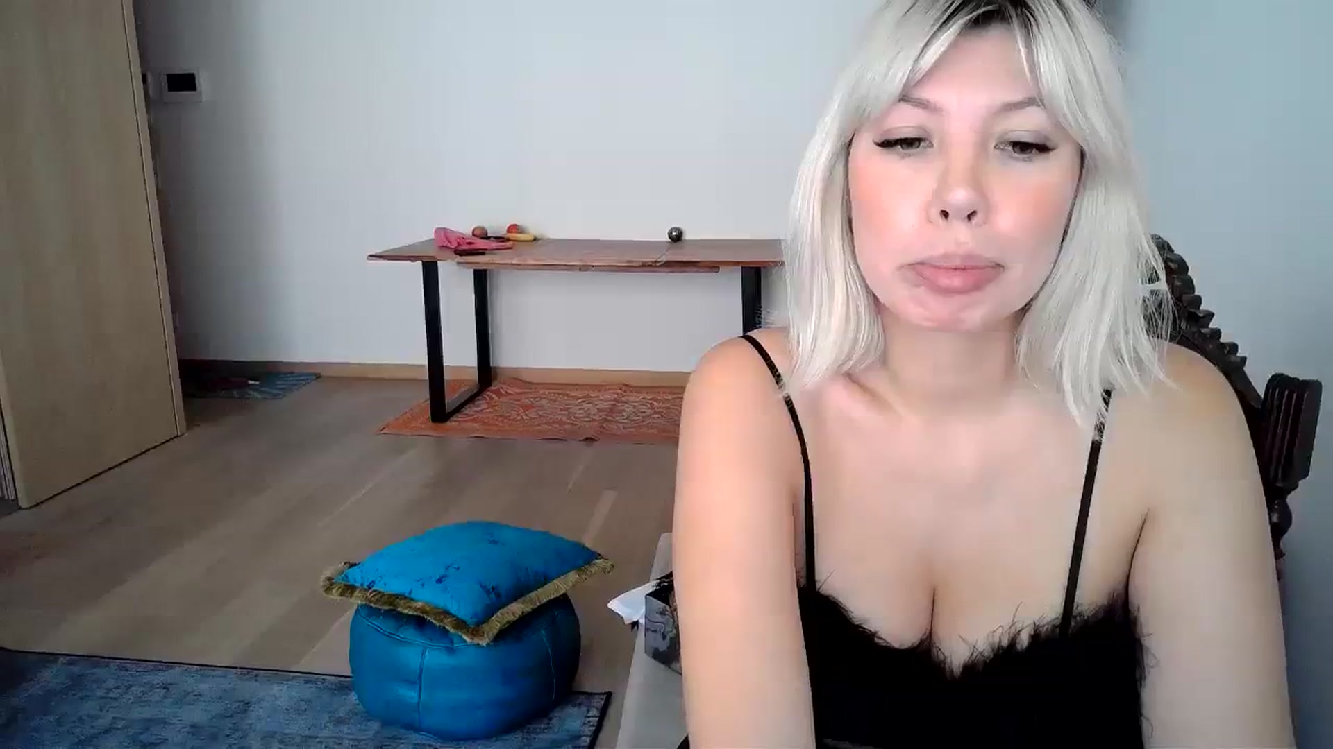 Gallery image thumbnail from Xx_Sandy_xX's myfreecams stream on, 09/18/2023, 15:31 image 20 of 20