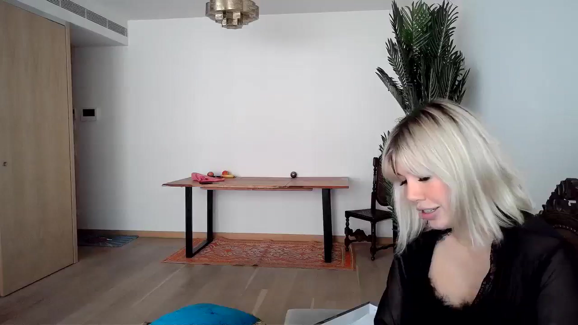 Gallery image thumbnail from Xx_Sandy_xX's myfreecams stream on, 09/18/2023, 15:31 image 11 of 20