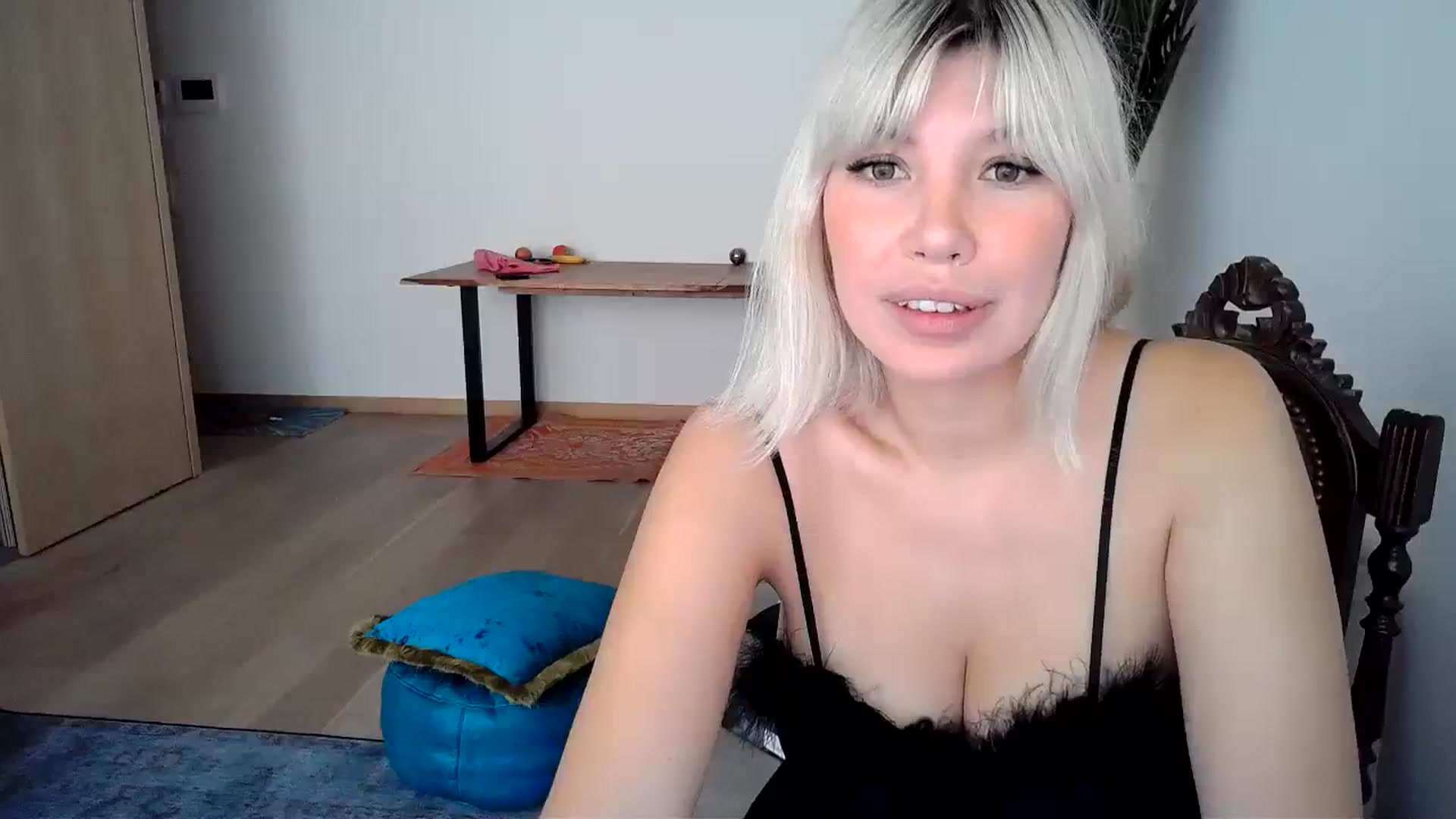 Gallery image thumbnail from Xx_Sandy_xX's myfreecams stream on, 09/18/2023, 15:31 image 18 of 20