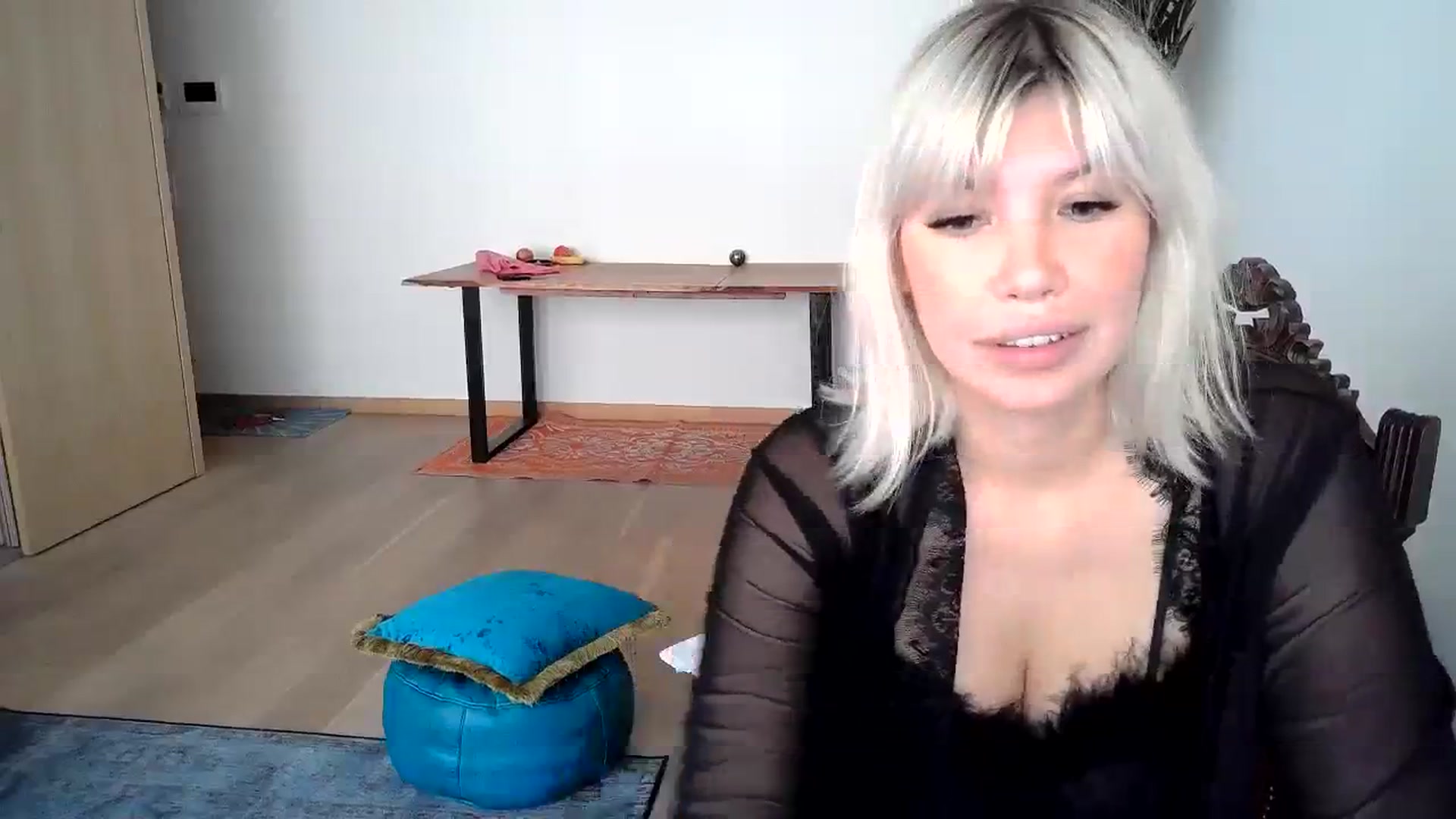 Gallery image thumbnail from Xx_Sandy_xX's myfreecams stream on, 09/18/2023, 15:31 image 15 of 20