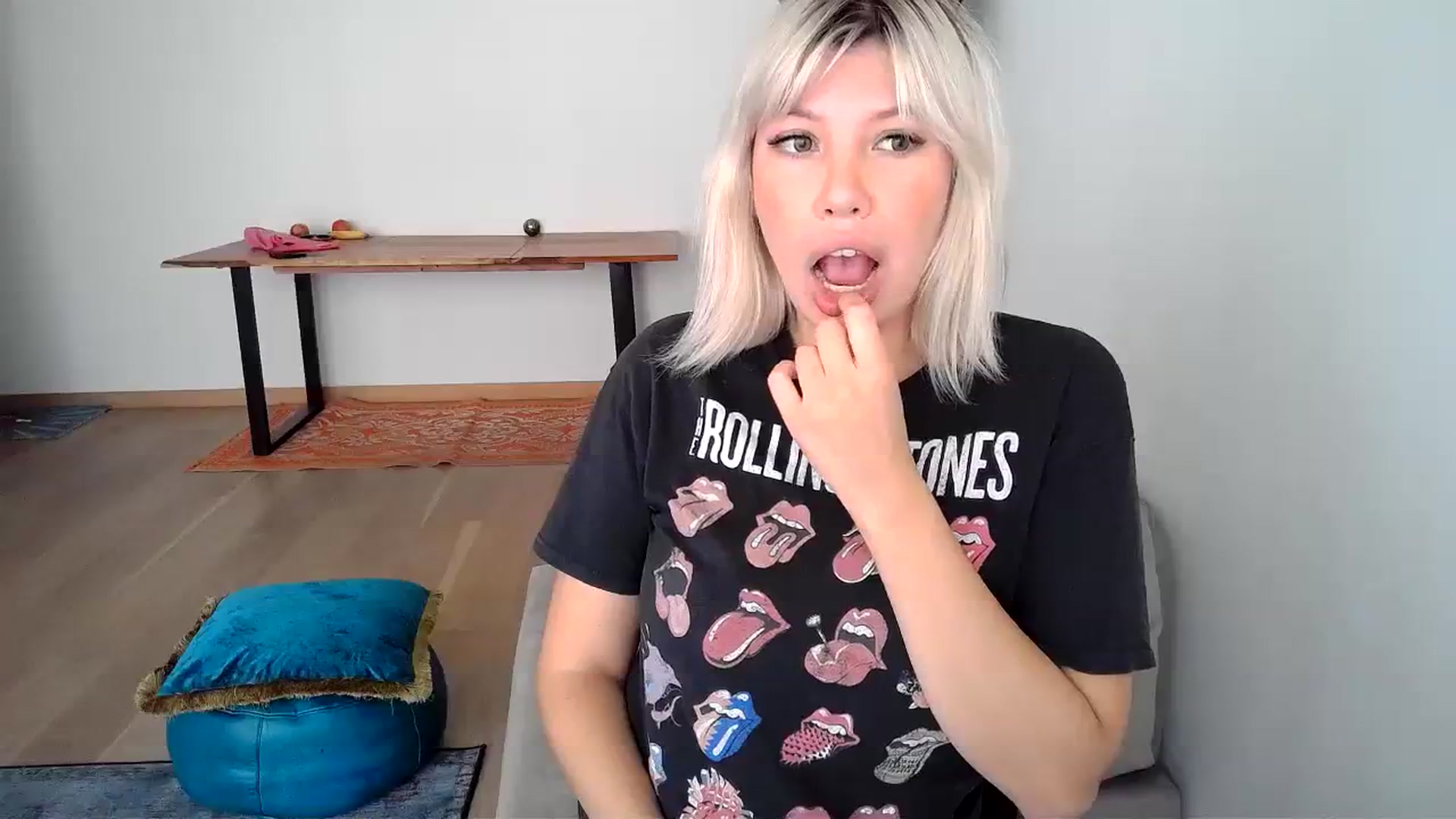 Gallery image thumbnail from Xx_Sandy_xX's myfreecams stream on, 09/18/2023, 15:31 image 4 of 20