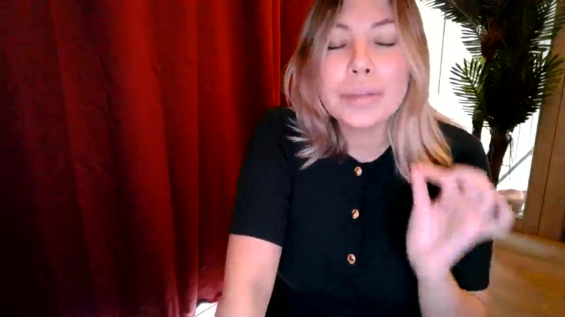 Gallery image thumbnail from Xx_Sandy_xX's myfreecams stream on, 01/20/2025, 15:06 image 4 of 20