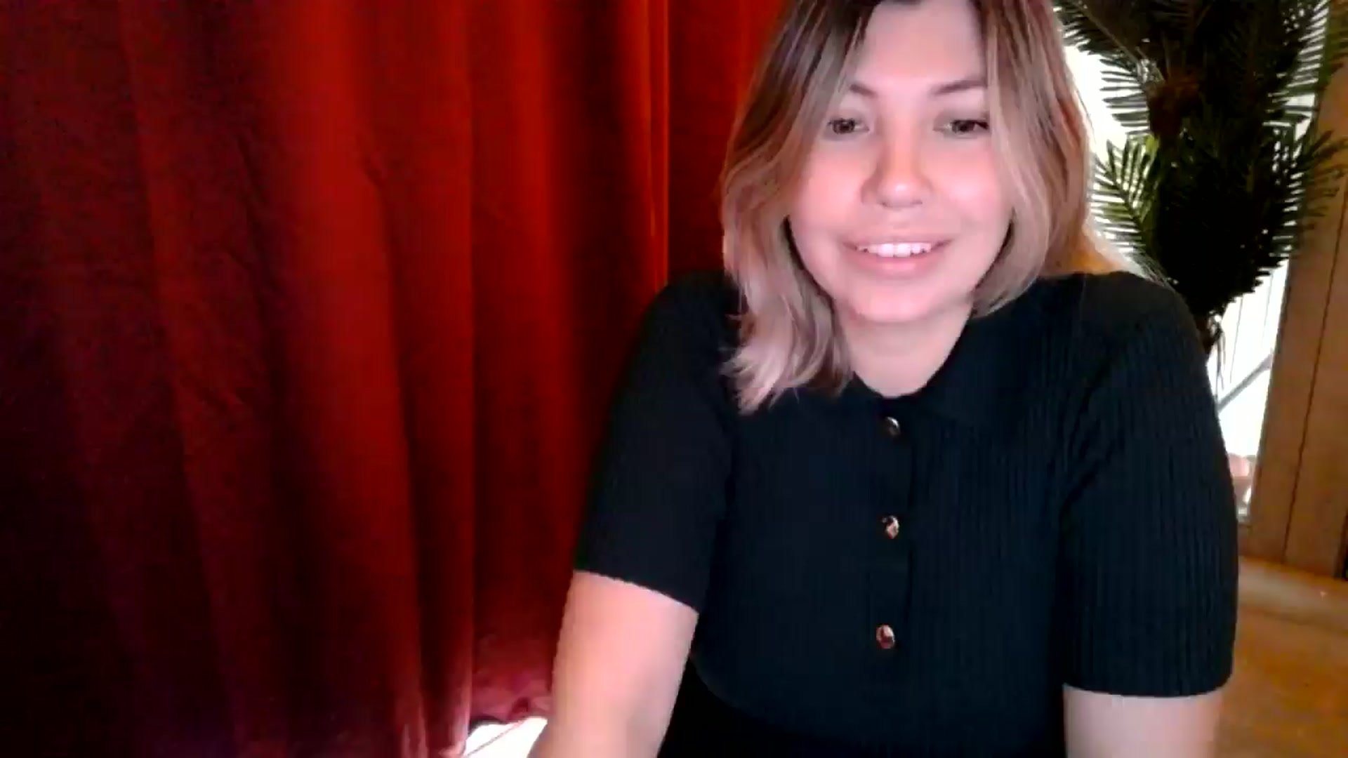 Gallery image thumbnail from Xx_Sandy_xX's myfreecams stream on, 01/20/2025, 15:06 image 6 of 20