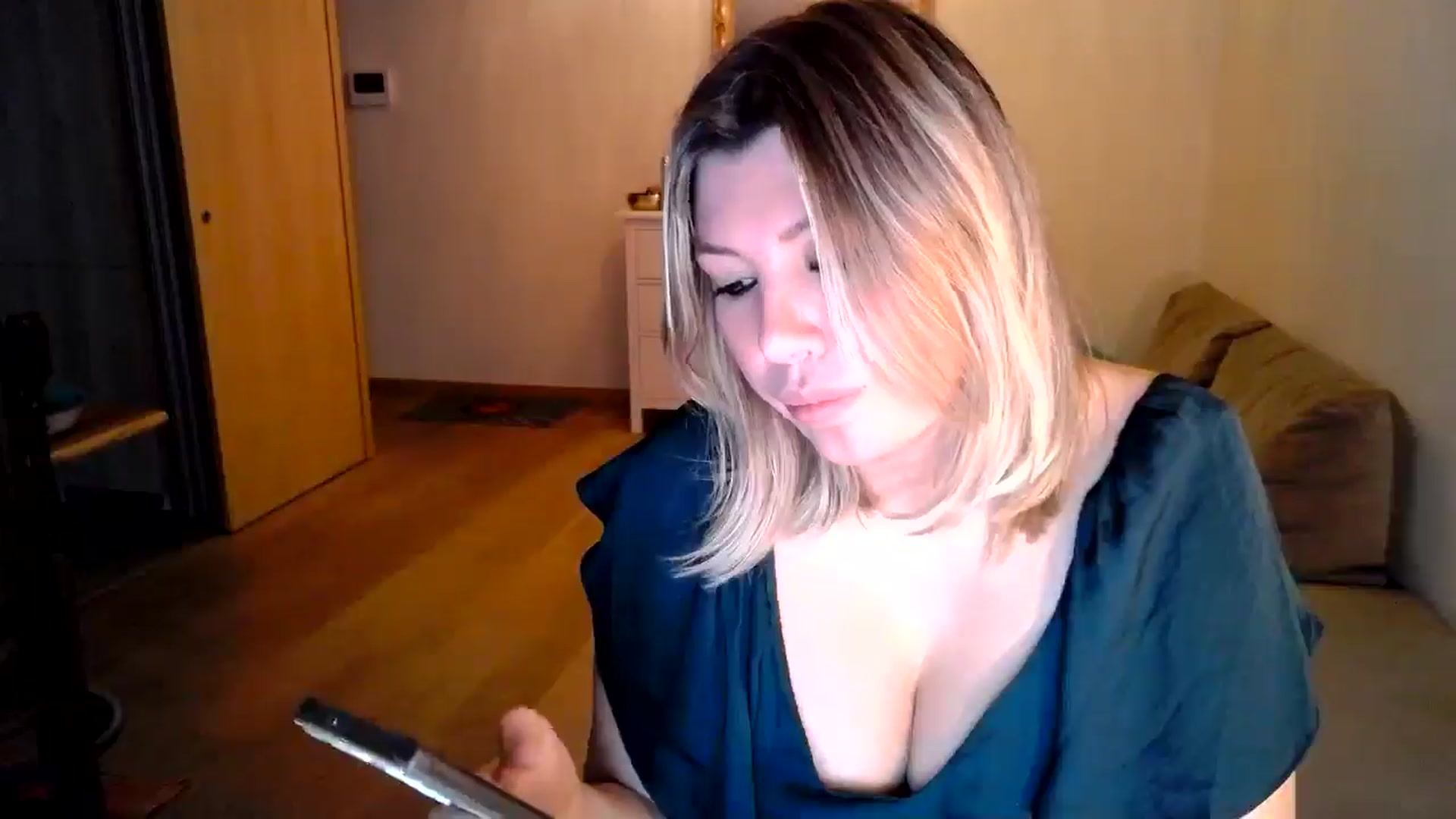 Gallery image thumbnail from Xx_Sandy_xX's myfreecams stream on, 02/15/2025, 18:11 image 19 of 20