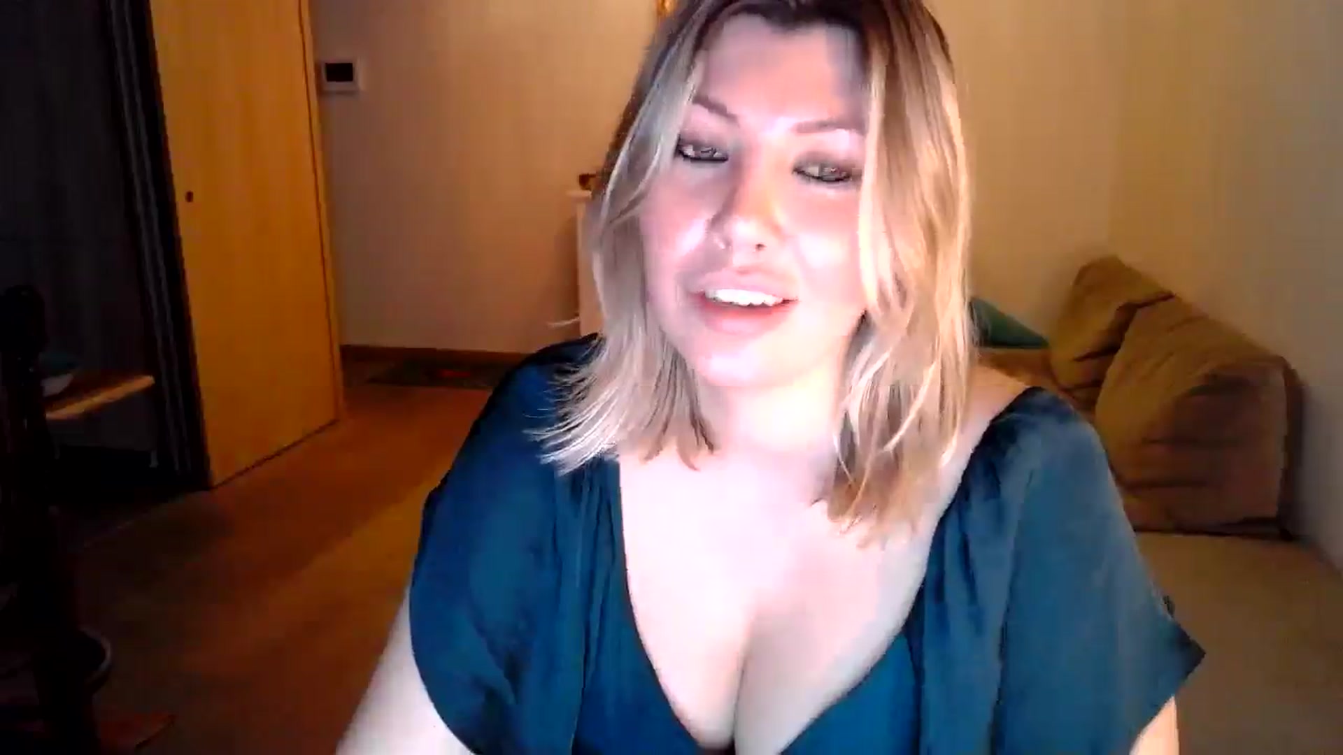 Gallery image thumbnail from Xx_Sandy_xX's myfreecams stream on, 02/15/2025, 18:11 image 20 of 20