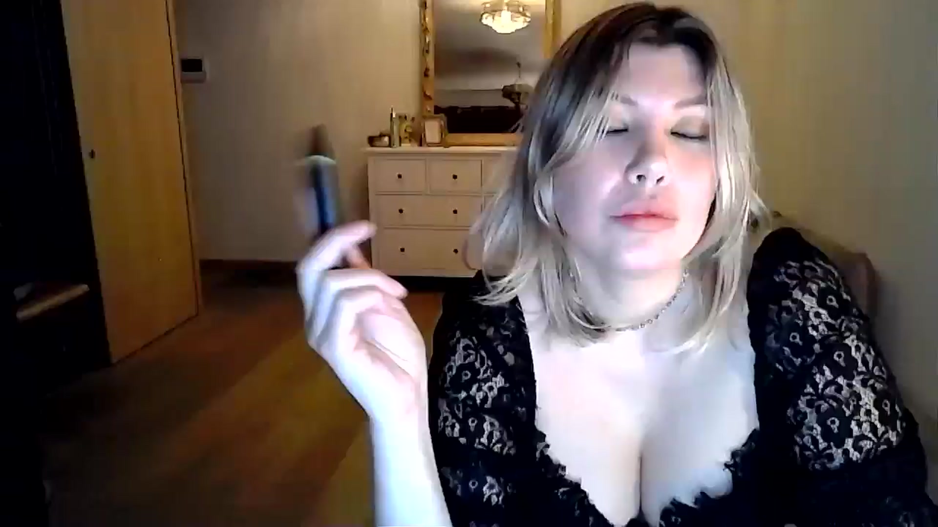 Gallery image thumbnail from Xx_Sandy_xX's myfreecams stream on, 02/15/2025, 20:58 image 1 of 20