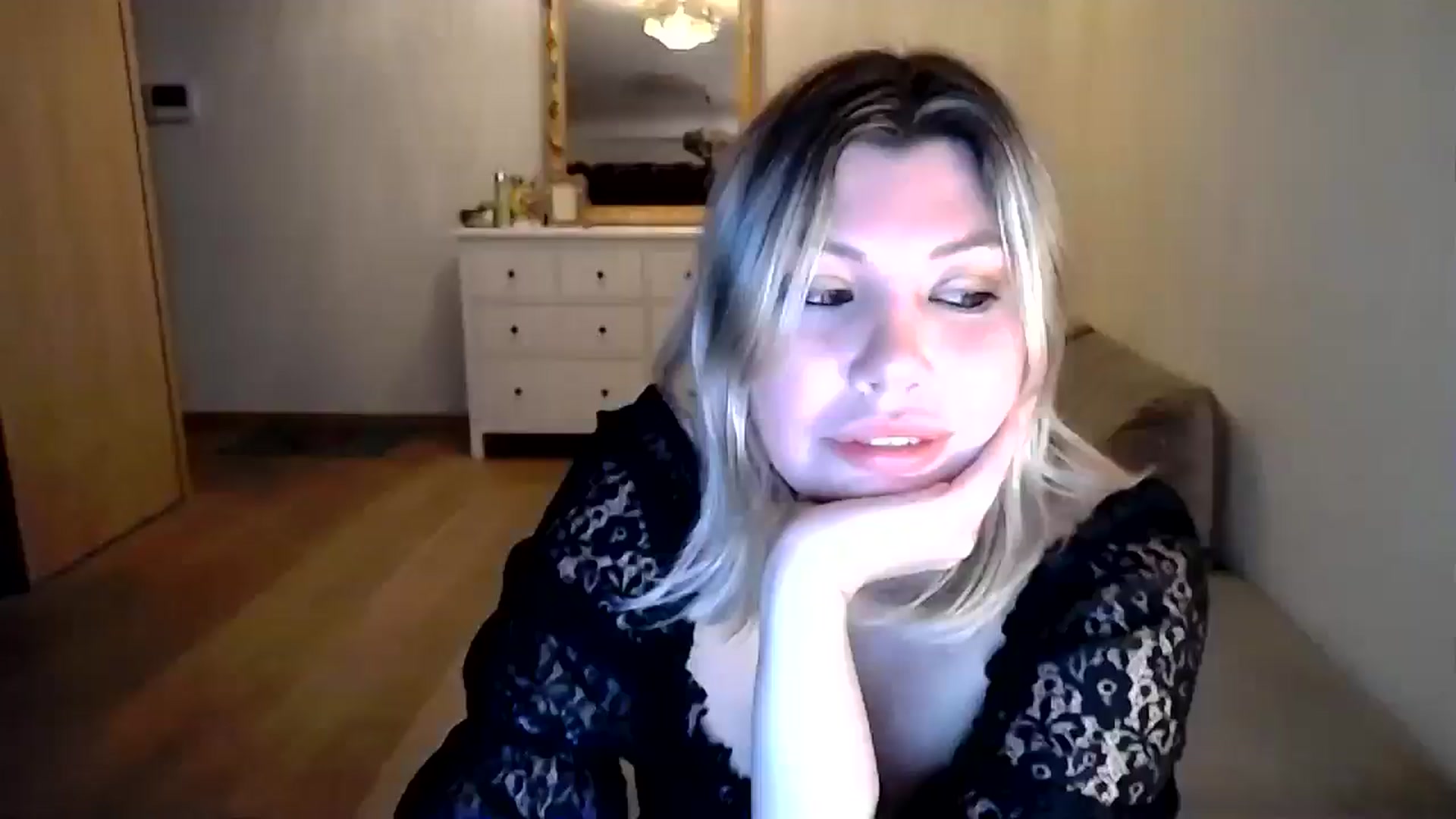 Gallery image thumbnail from Xx_Sandy_xX's myfreecams stream on, 02/15/2025, 20:58 image 12 of 20