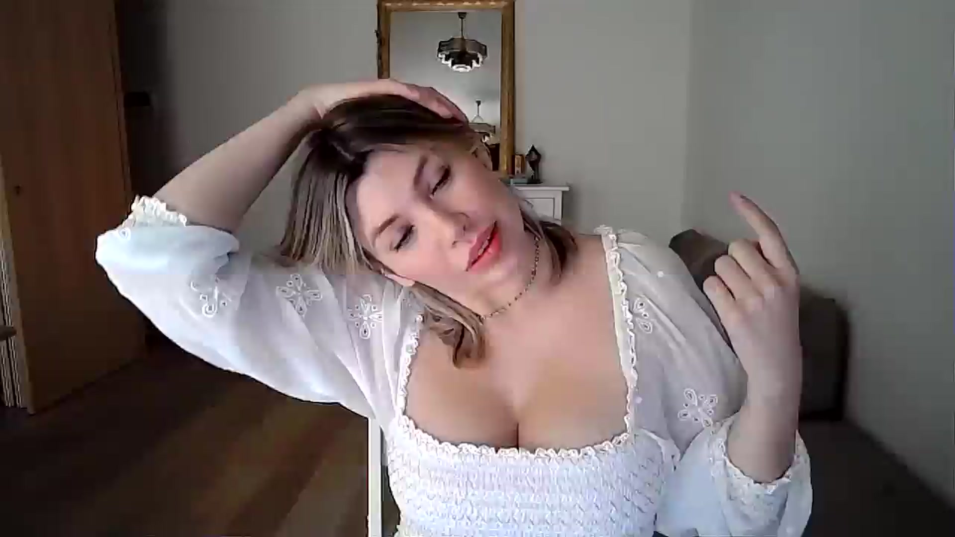 Gallery image thumbnail from Xx_Sandy_xX's myfreecams stream on, 02/17/2025, 14:17 image 1 of 20