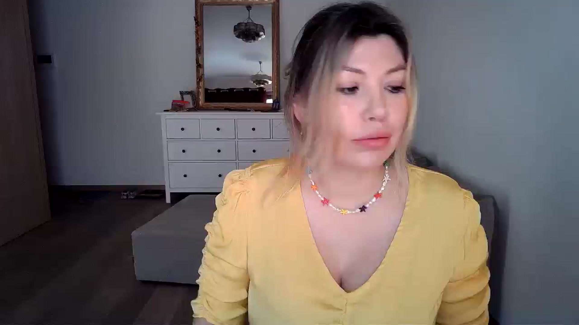 Gallery image thumbnail from Xx_Sandy_xX's myfreecams stream on, 05/02/2025, 11:25 image 19 of 20