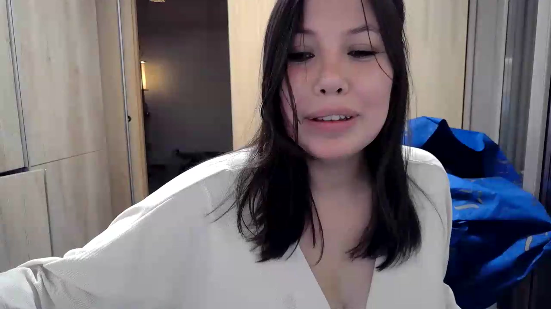 Gallery image thumbnail from Xx_Sandy_xX's myfreecams stream on, 09/18/2026, 23:18 image 7 of 20